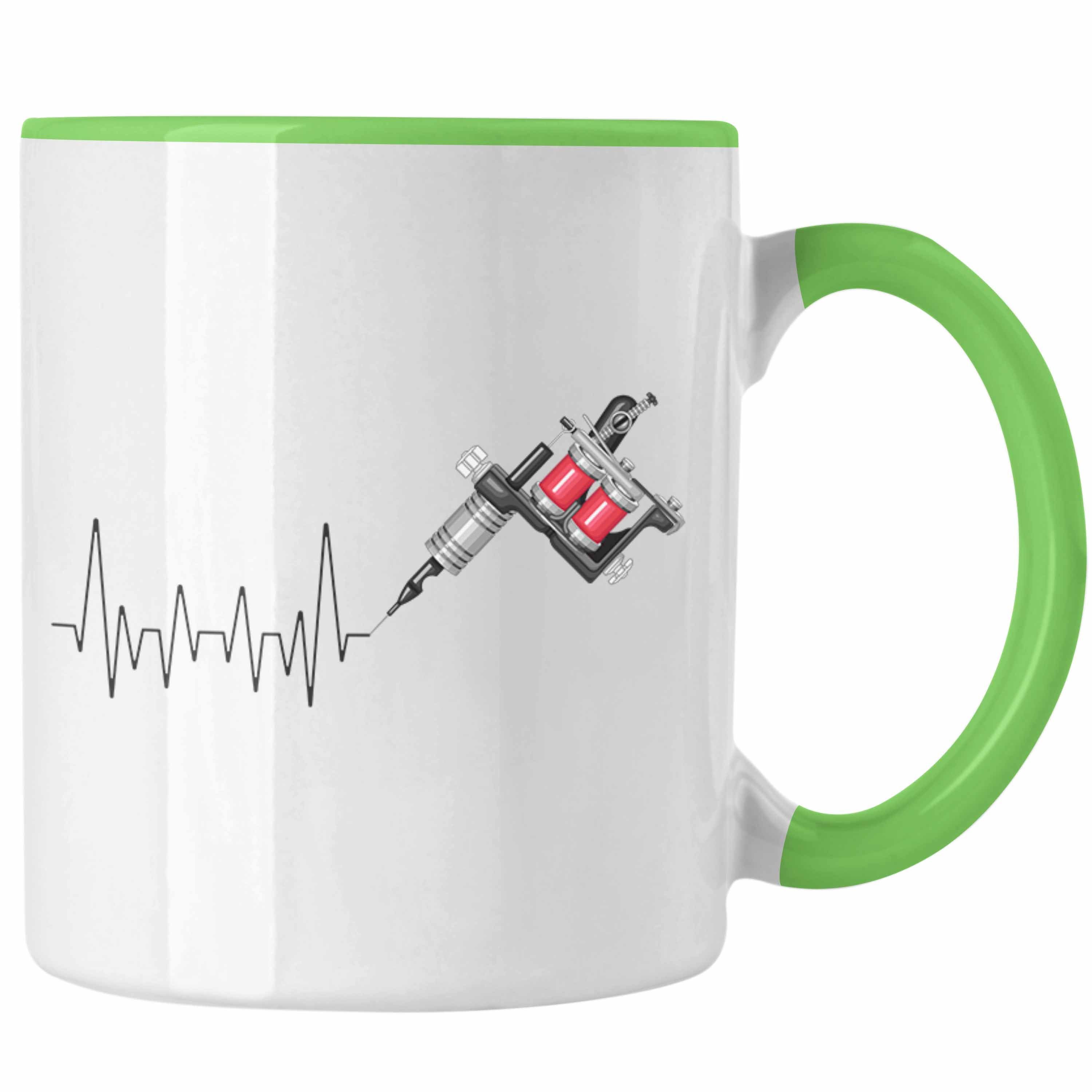 Trendation Tasse Trendation - Tattoowierer Herzschlag Tasse Geschenk für Tattoo Liebhan Grün