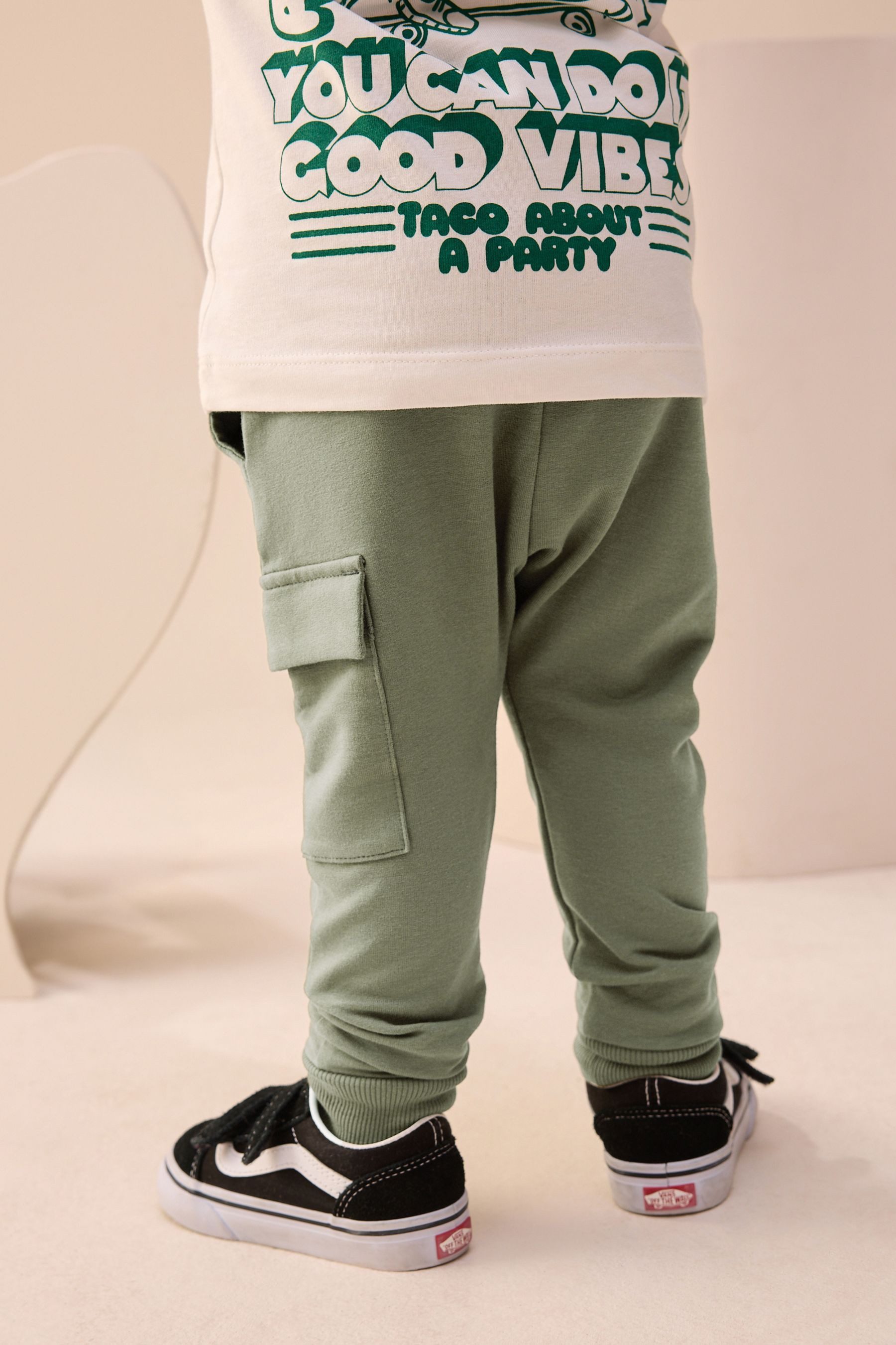 Next Jogginghose Skinny Fit Jogginghose im Utility-Stil (1-tlg)