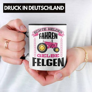 Trendation Tasse Trendation - Landwirtin Spruch Frau Geschenk Tasse Landwirtschaft Geschenke für Männer Traktor Spruch Kaffeetasse Echte Felgen