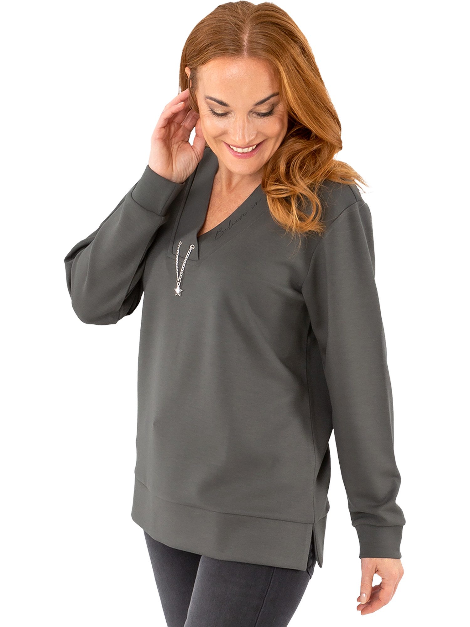 V-Ausschnitt-Pullover 196-7218, mit Silberkette und Sternanhänger