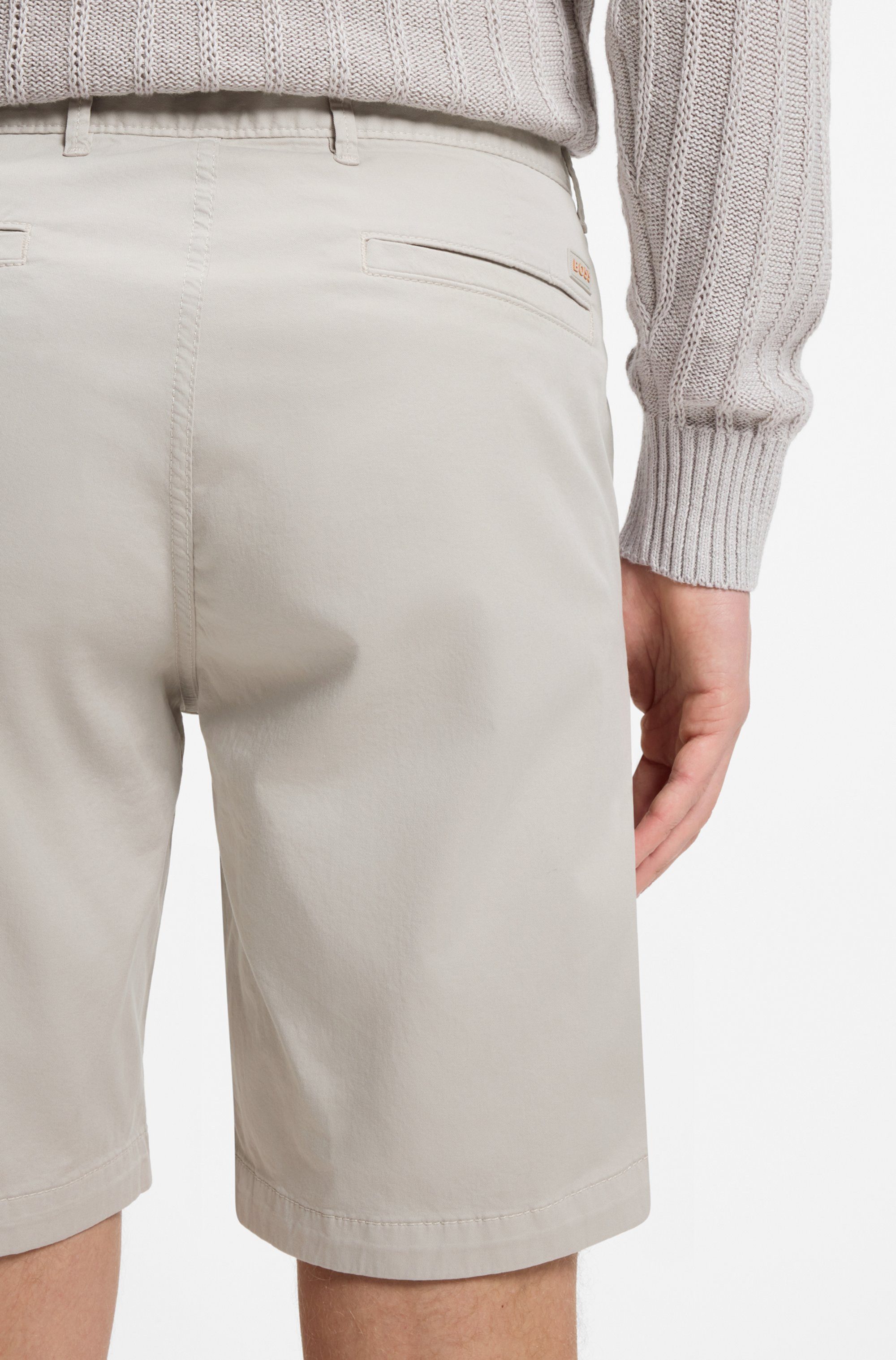 BOSS ORANGE Chinoshorts slim Shorts in moderner Passform