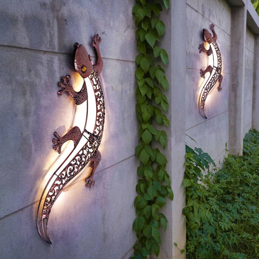 etc-shop LED Wandleuchte, LED-Leuchtmittel fest verbaut, Warmweiß, Außenlampe Solar Wandleuchte Gecko braun 10x LED warmweiß H 69 cm 2x