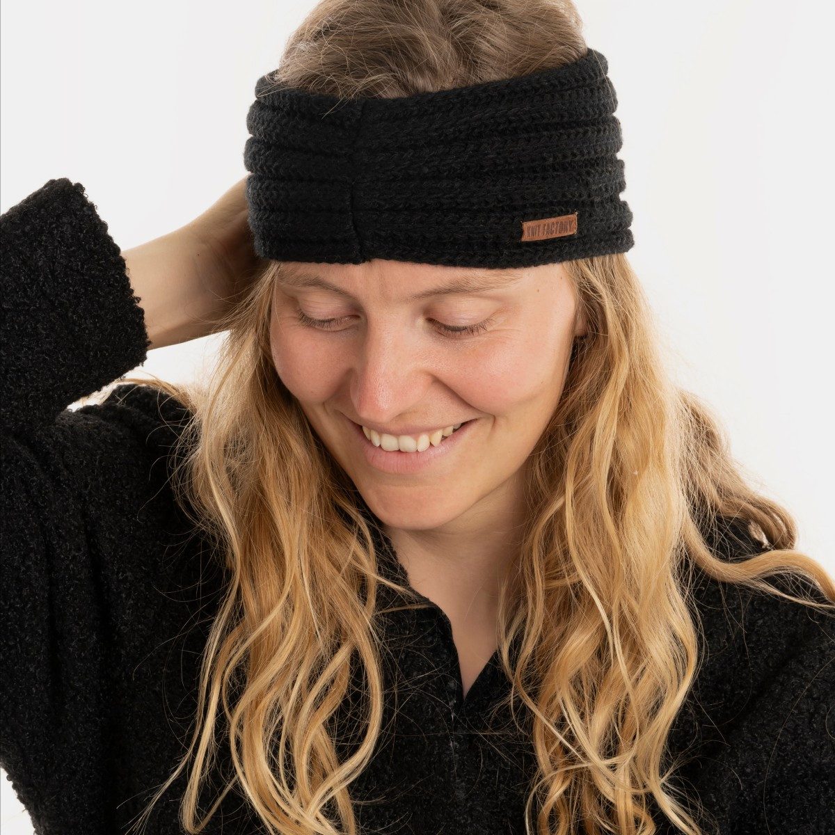 Knit Factory Stirnband Nica Stirnband Schwarz One Size Gestreift (Set, 1-St., Spar-Set) Strick accesoires Wohnen sale winter herbst deko mode Damen Herren