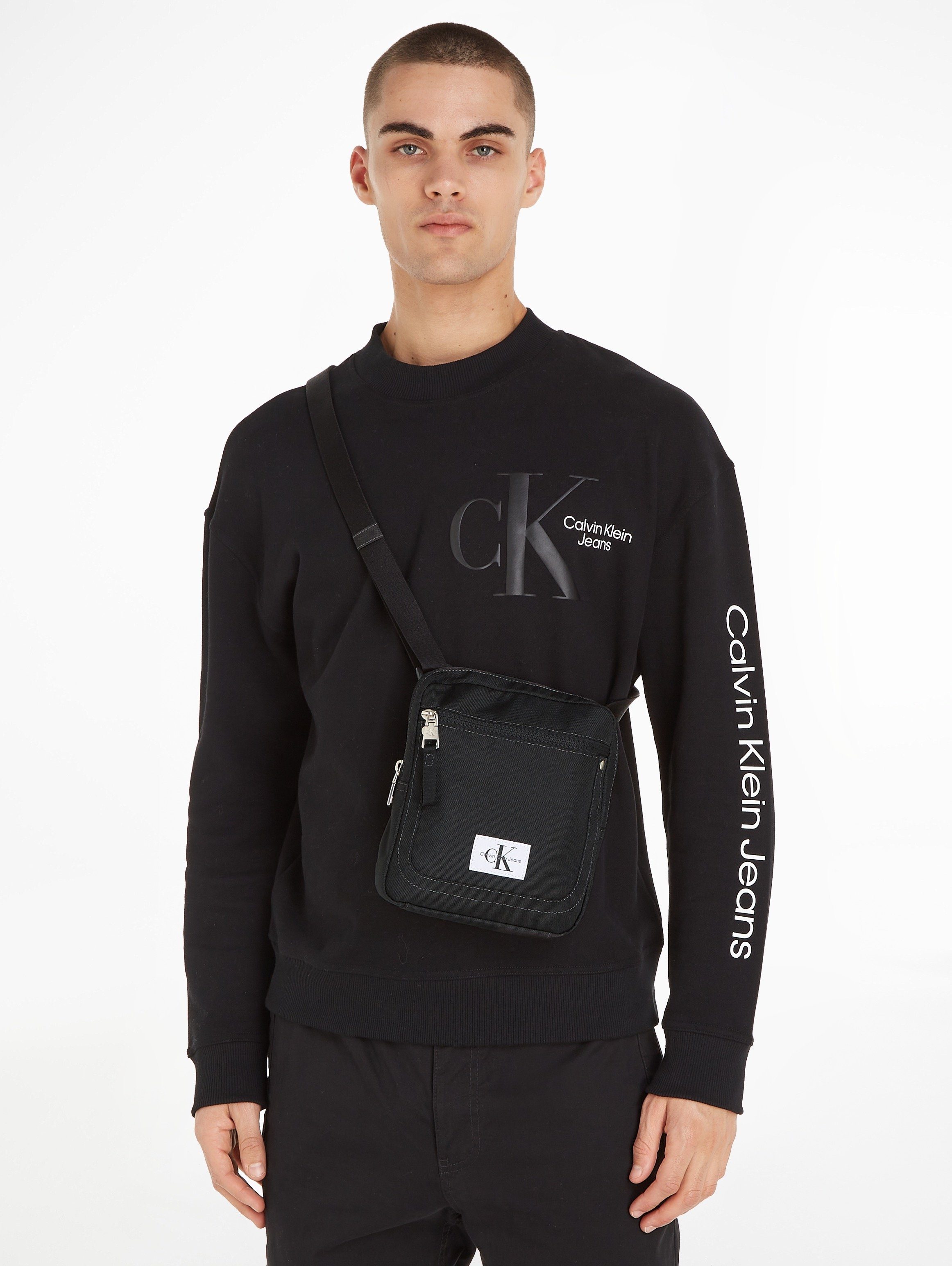 Calvin Klein Bag in W, Mini Jeans schlichtem ESSENTIALS Design SPORT REPORTER18 schwarz