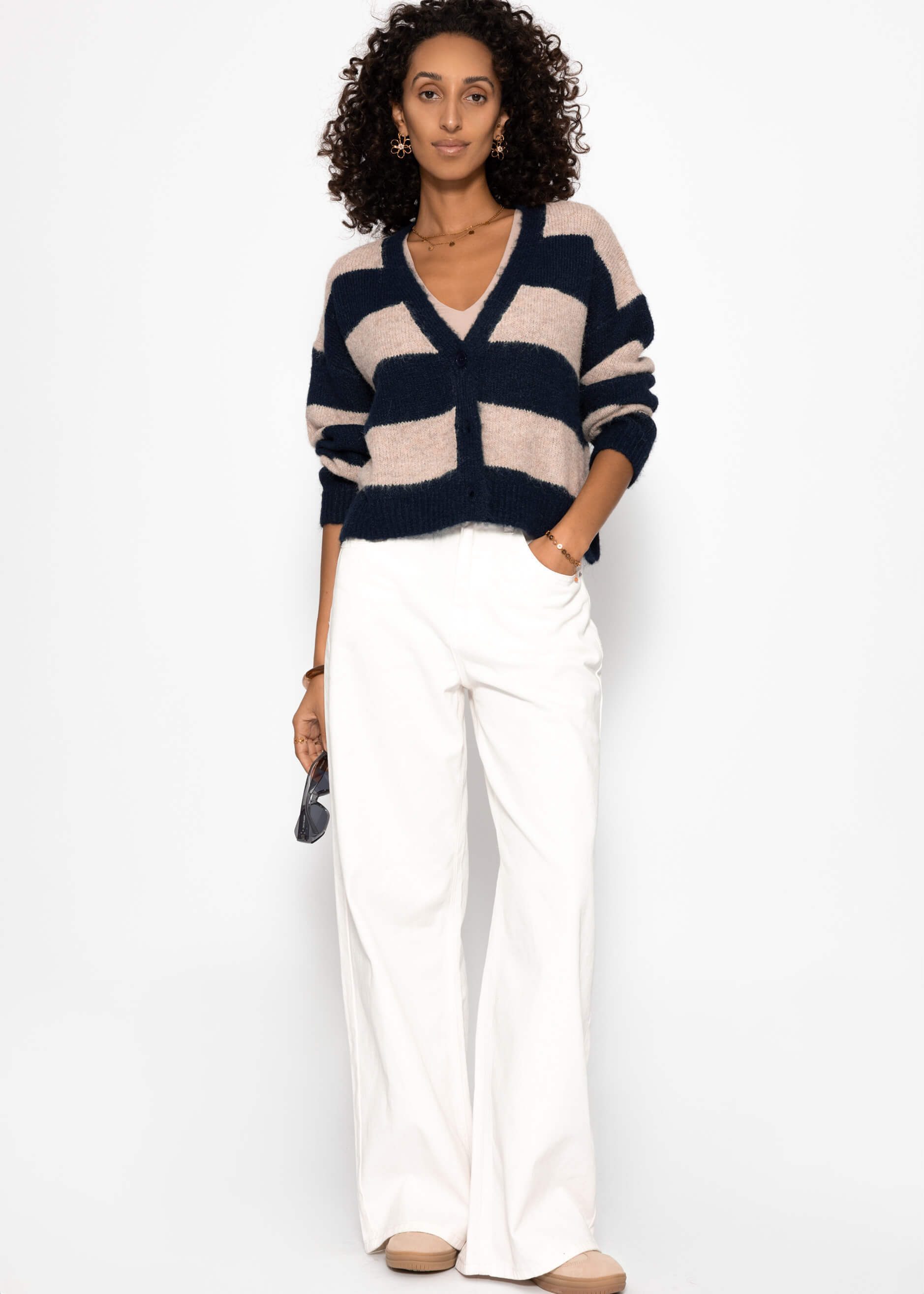 SASSYCLASSY Cardigan Cardigan mit Blockstreifen für Damen Kuschelige Strickjacke mit V-Ausschnitt im oversized Fit Beige Pink