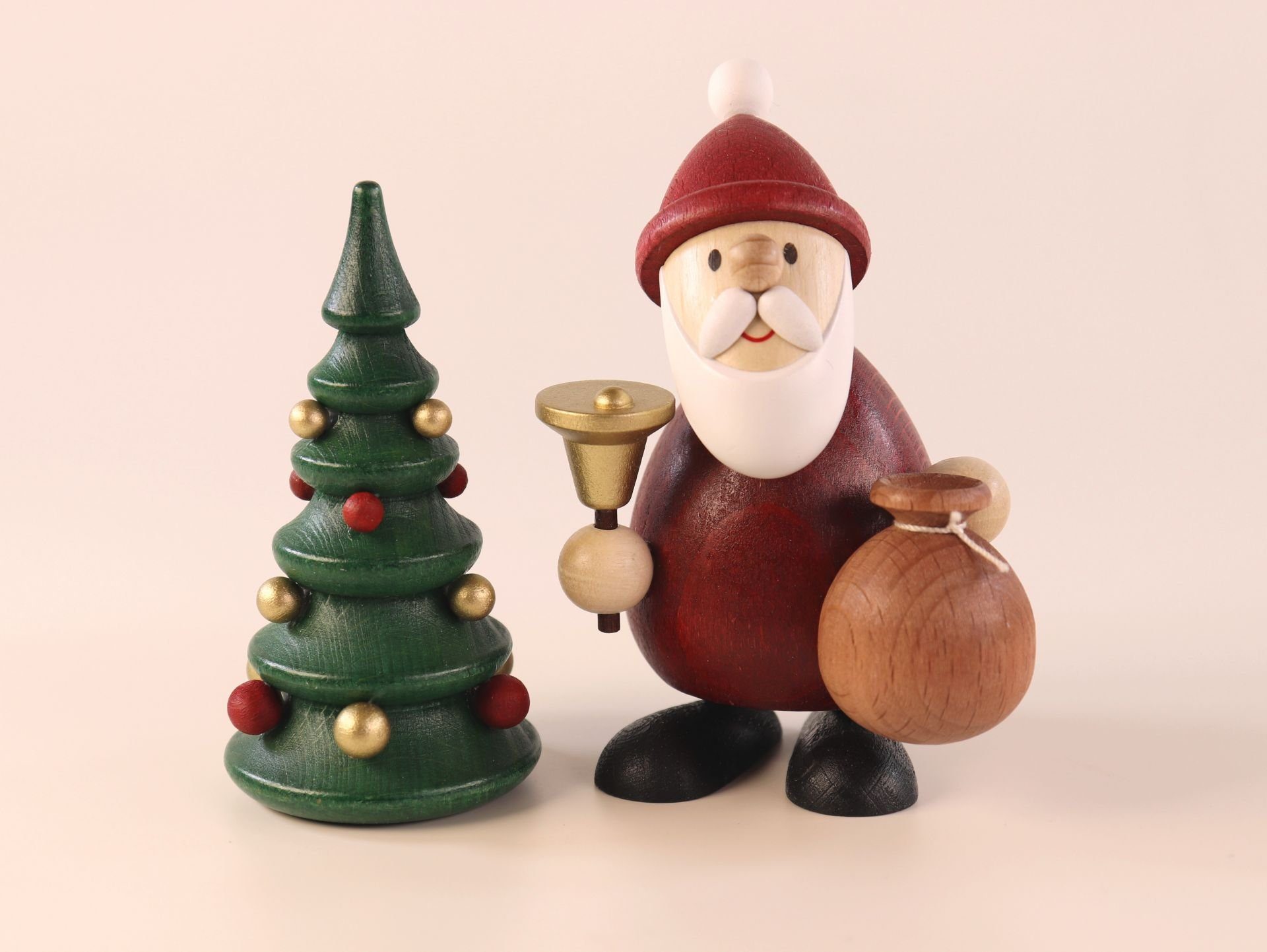 Ullrich Kunsthandwerk Weihnachtsfigur Weihnachtsmann mit Glocke und  Weihnachtsbaum Dekofigur, Holzkunst aus dem Erzgebirge