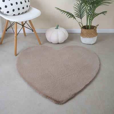 Fellteppich Herz Form, Carpetsale24, Rund, Höhe: 25 mm, Teppich Plüsch Einfarbig Herzform Kunstfell Kinderzimmer