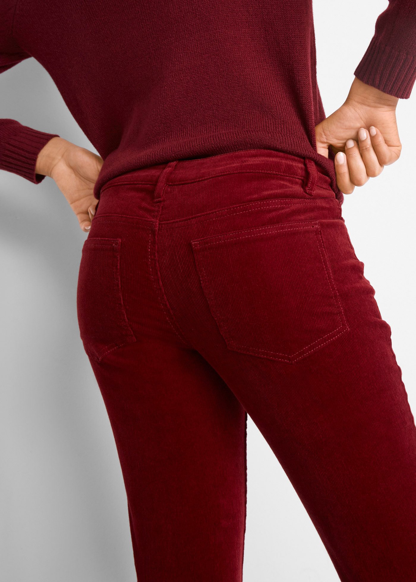 bonprix Cordhose aus Baumwolle mit Elasthan, Regular Fit, Bootcut-Beinform