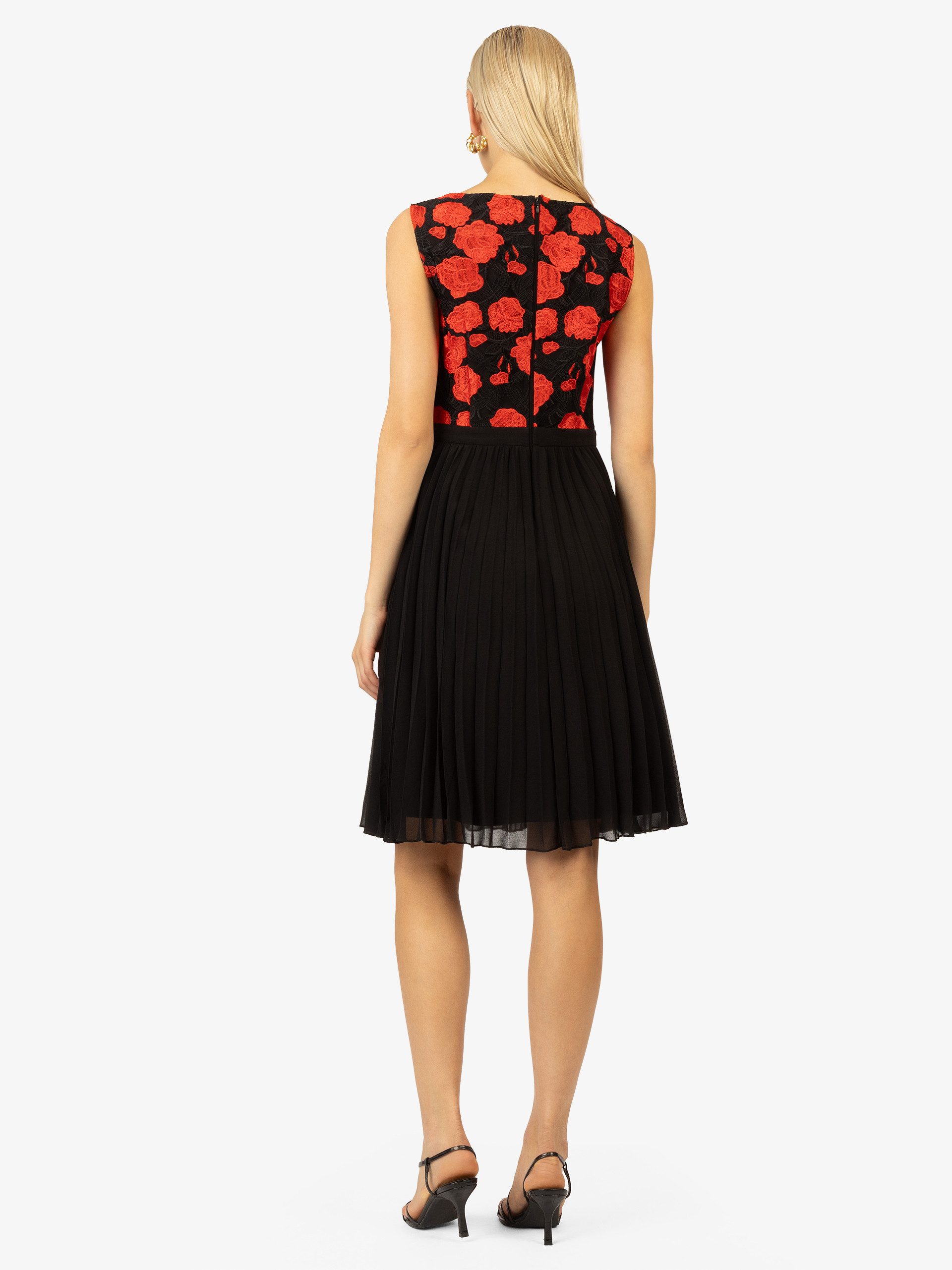 Kraimod Cocktailkleid mit Stickerei und Plisseerock