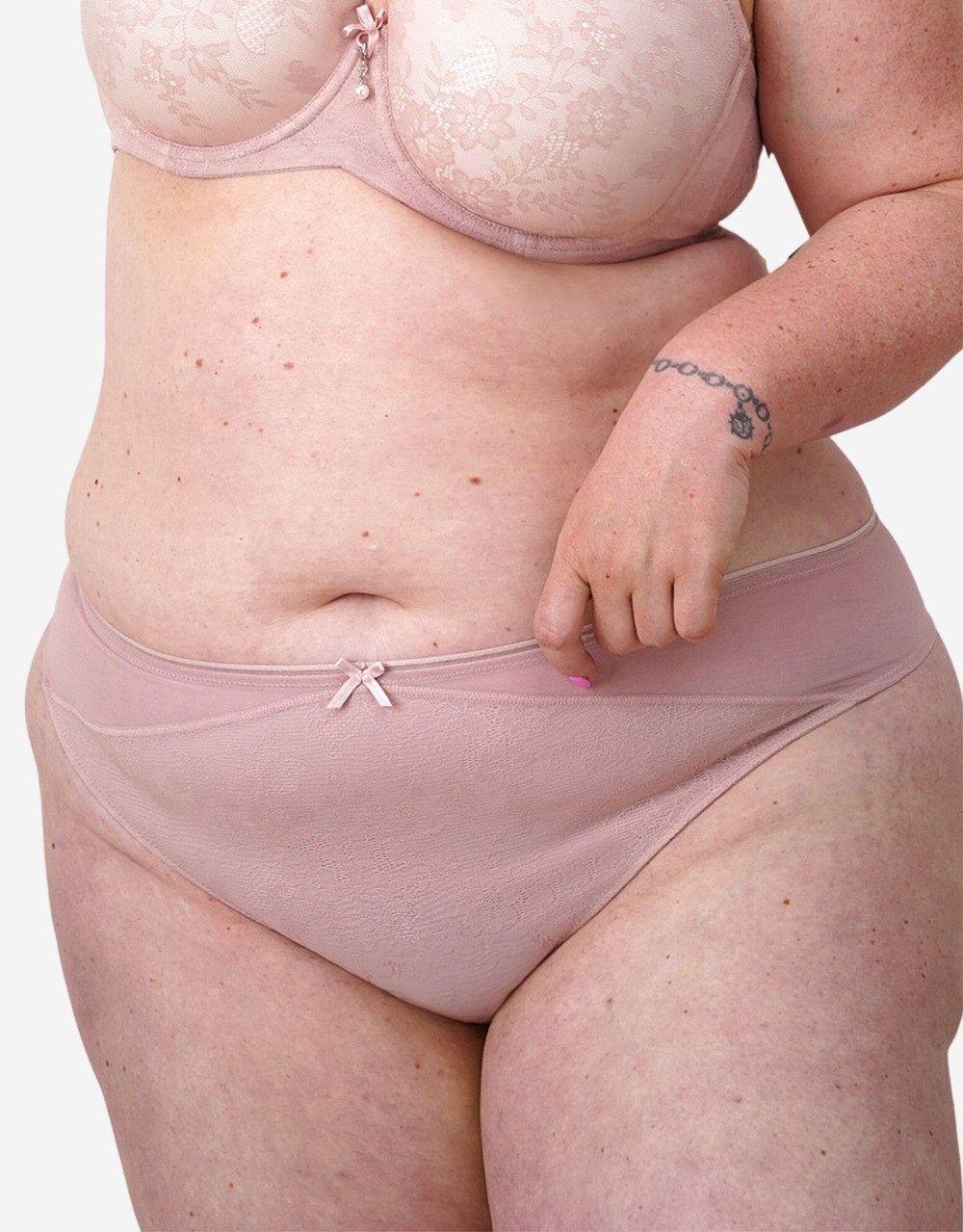 String True Lace