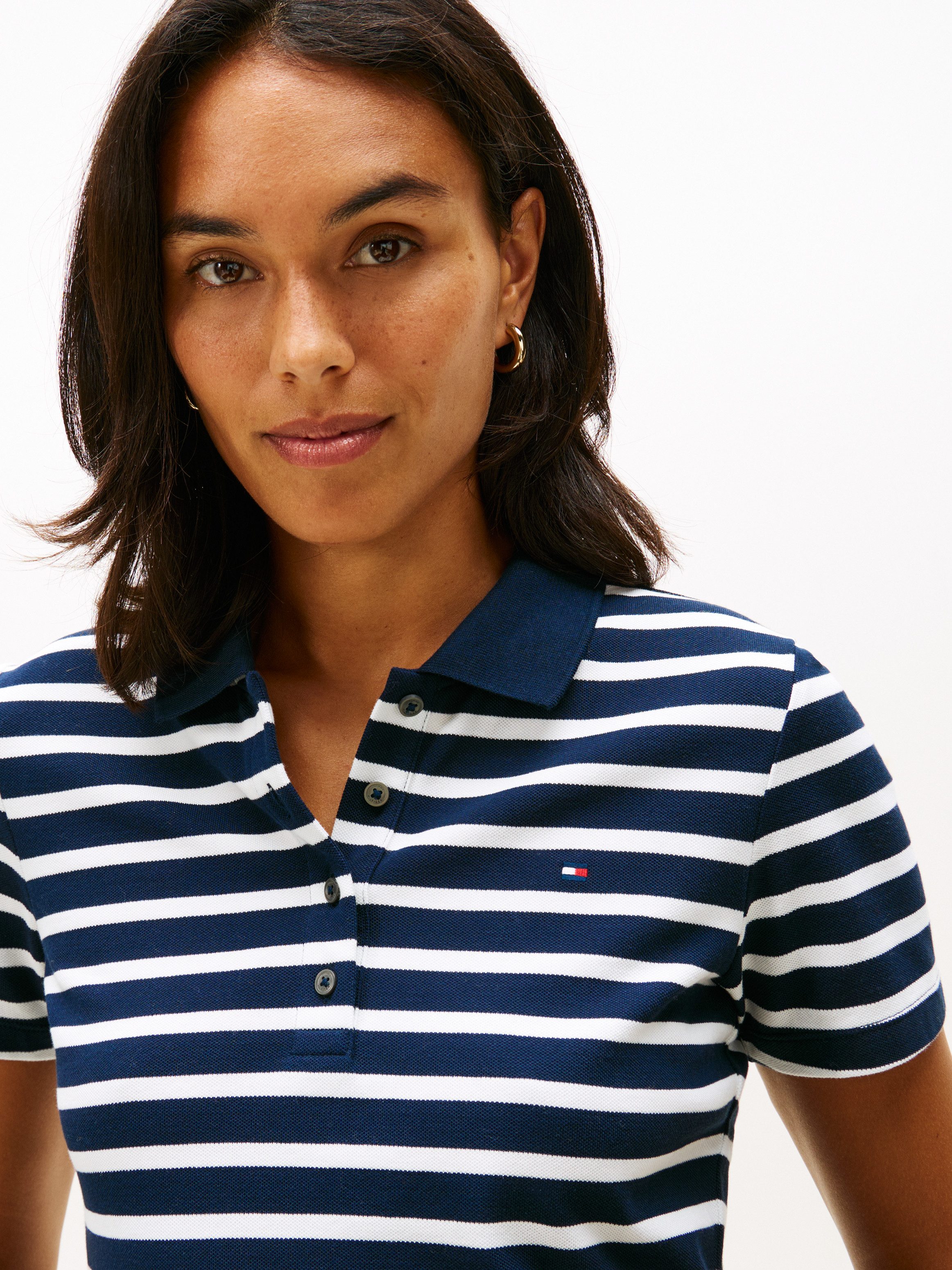 Tommy Hilfiger Poloshirt 1985 Slim Fit Pique Premium mit Logostickerei, mit Seitenschlitzen