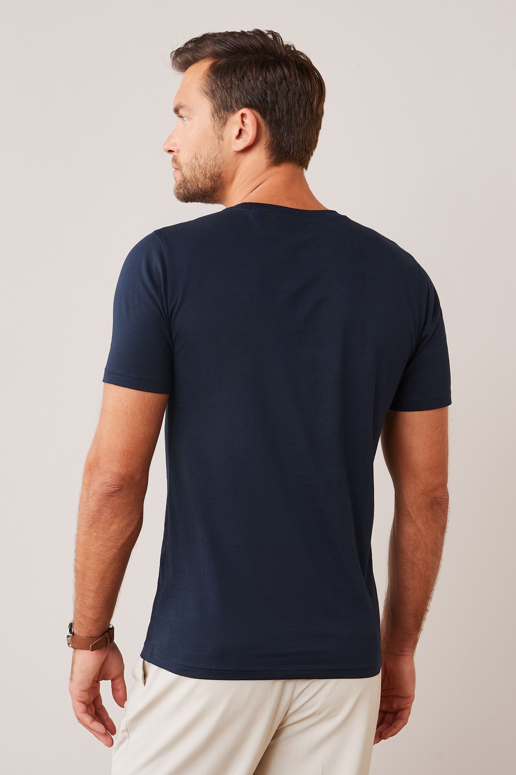 Next T-Shirt Slim Fit Rundhals-T-Shirt (1-tlg)