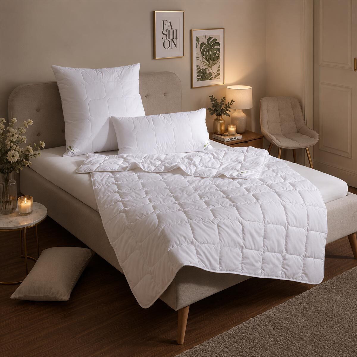 TRAUMSCHLAF Naturfaserbettdecke Veluna leicht, Füllung: Bezug: 50% Lyocell, 50% Baumwolle, Füllung: 70% Lyocell, 30% Polyester, Bezug: Bezug: 50% Lyocell, 50% Baumwolle, Füllung: 70% Lyocell, 30% Polyester