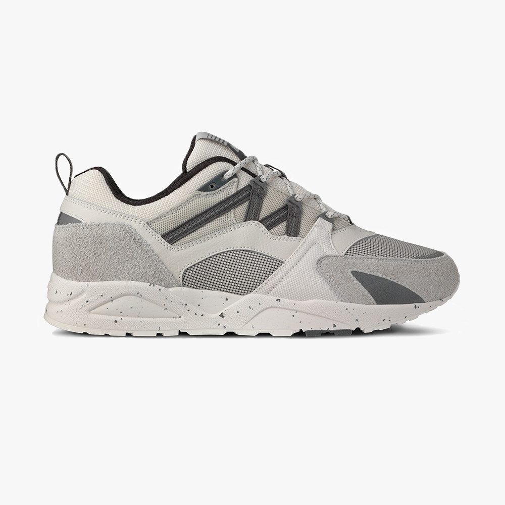 KARHU Fusion 2.0 Sneaker Herren – Foggy Dew / Turbulence – Grau / Weiß Sneaker