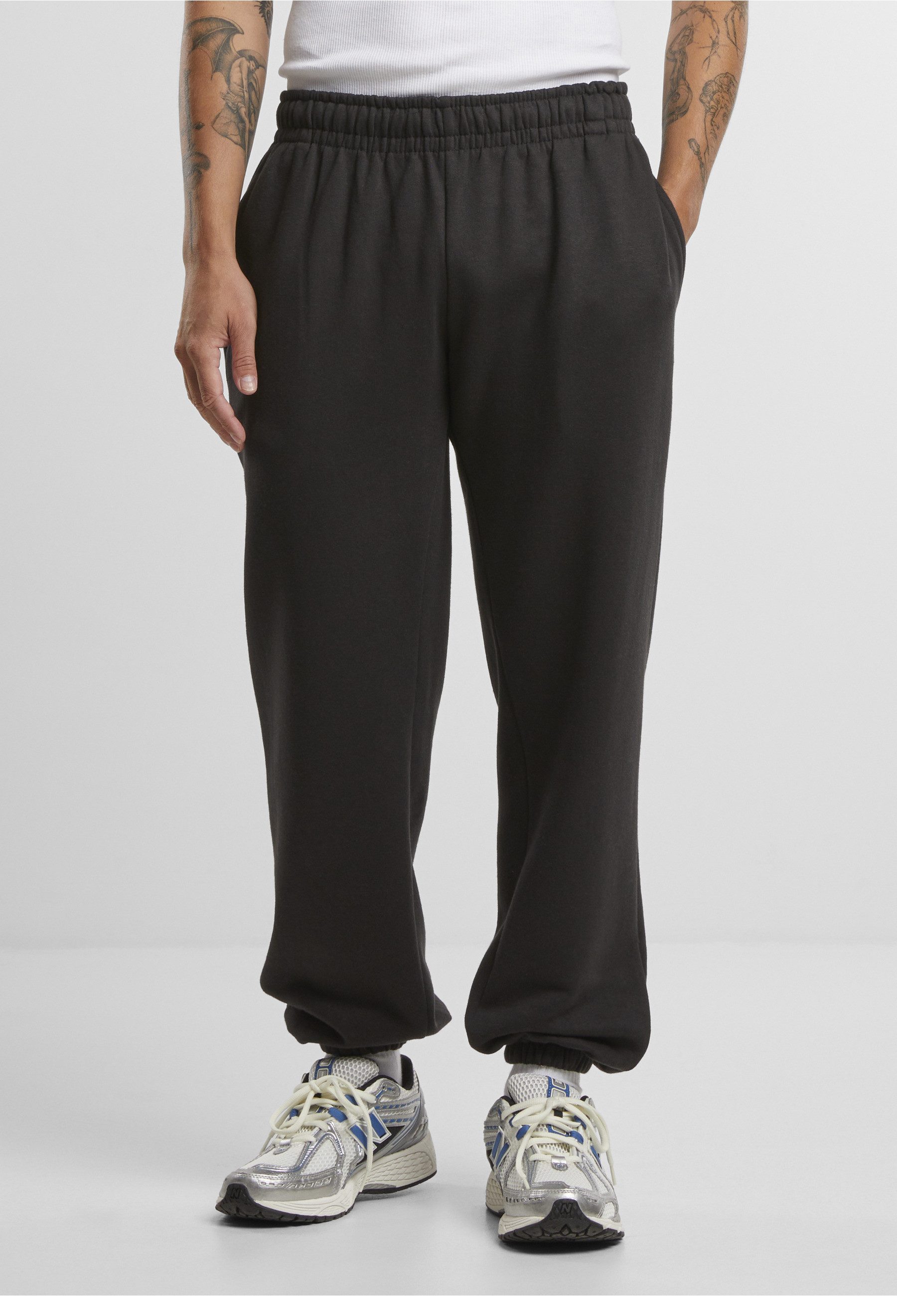 URBAN CLASSICS Jogginghose Urban Classics Basic Essential Sweatpants (1-tlg)