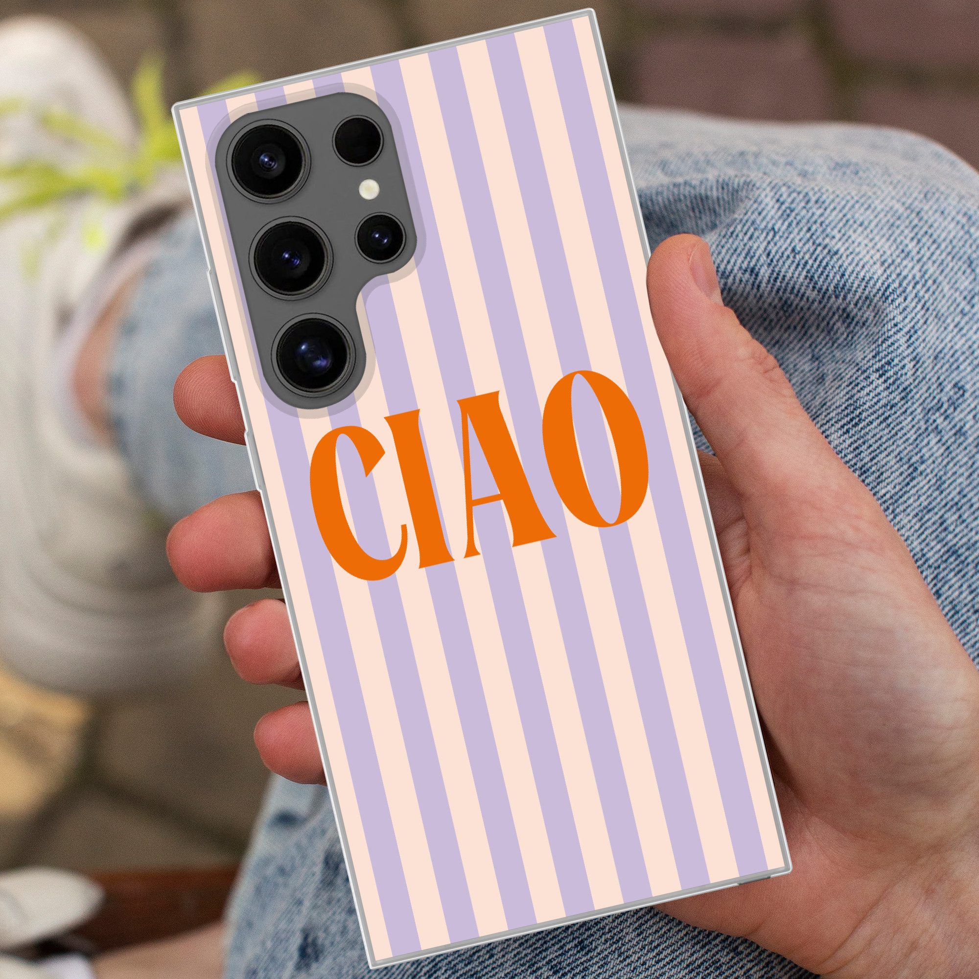 MuchoWow Handyhülle für Samsung Galaxy S24 Ultra Ciao - Zitat - Pastell - Streifen, Phone Case, Silikon, Schutzhülle Dünn