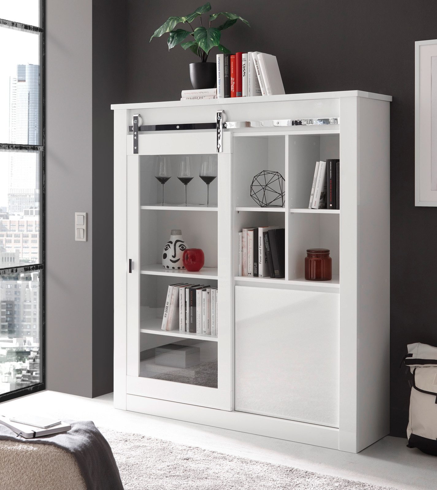 Furn.Design Highboard Miami (Vitrine in weiß Hochglanz, 10 Fächer, 133 x 153 cm), mit Soft-Close und Schiebetür