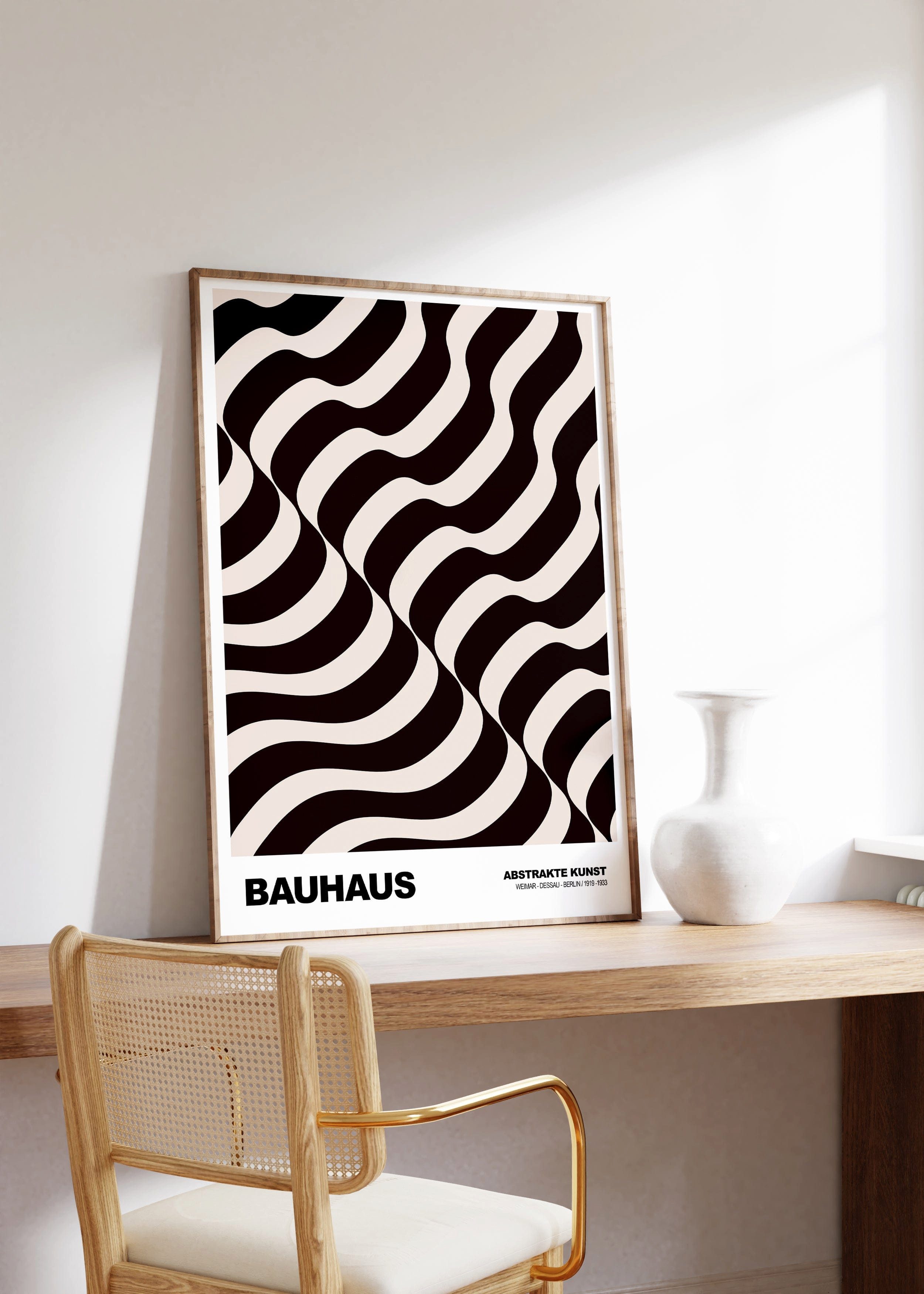 JUSTGOODMOOD Poster Bauhaus Abstrakte Kunst Wellenmuster in Beige und Schwarz Geometrische, (1 St) – Bild 4 von 5