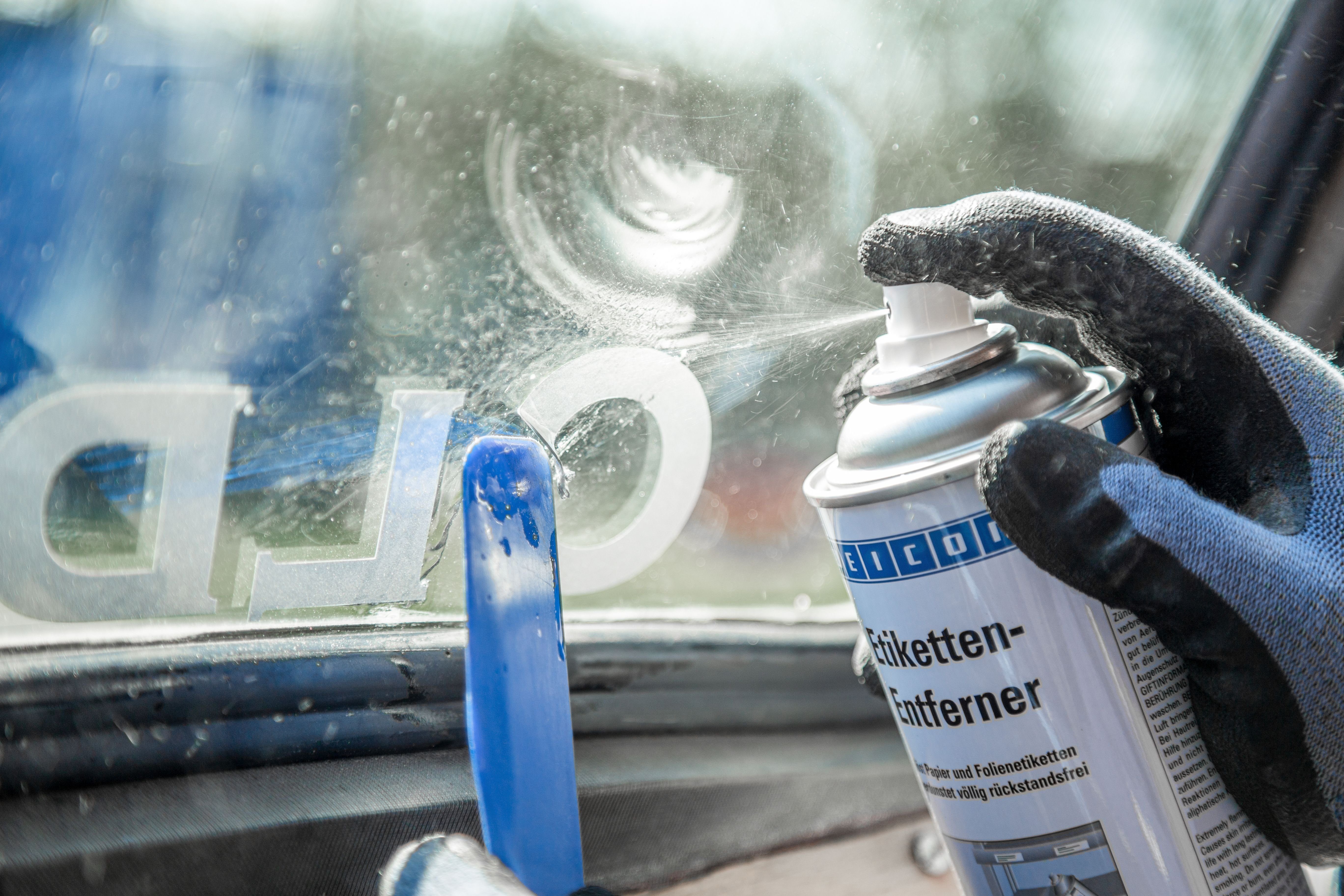 WEICON Etiketten Etikettenentferner zum Lösen von Etiketten 500 ml farblos, Einfache Beseitigung von Papieretiketten inkl. Spatel