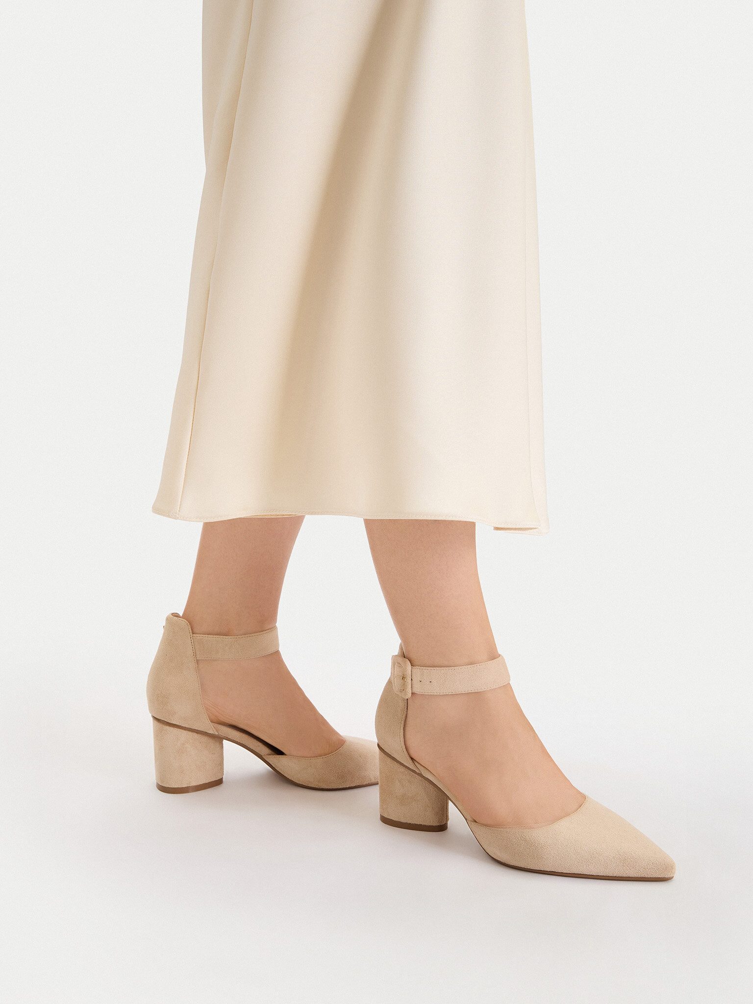 DeeZee Deezee Damen Pumps Beige DeeZee-CEO-112233 Beige Pumps