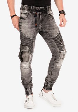 Cipo & Baxx Bequeme Jeans mit elastischen Bündchen am Saum