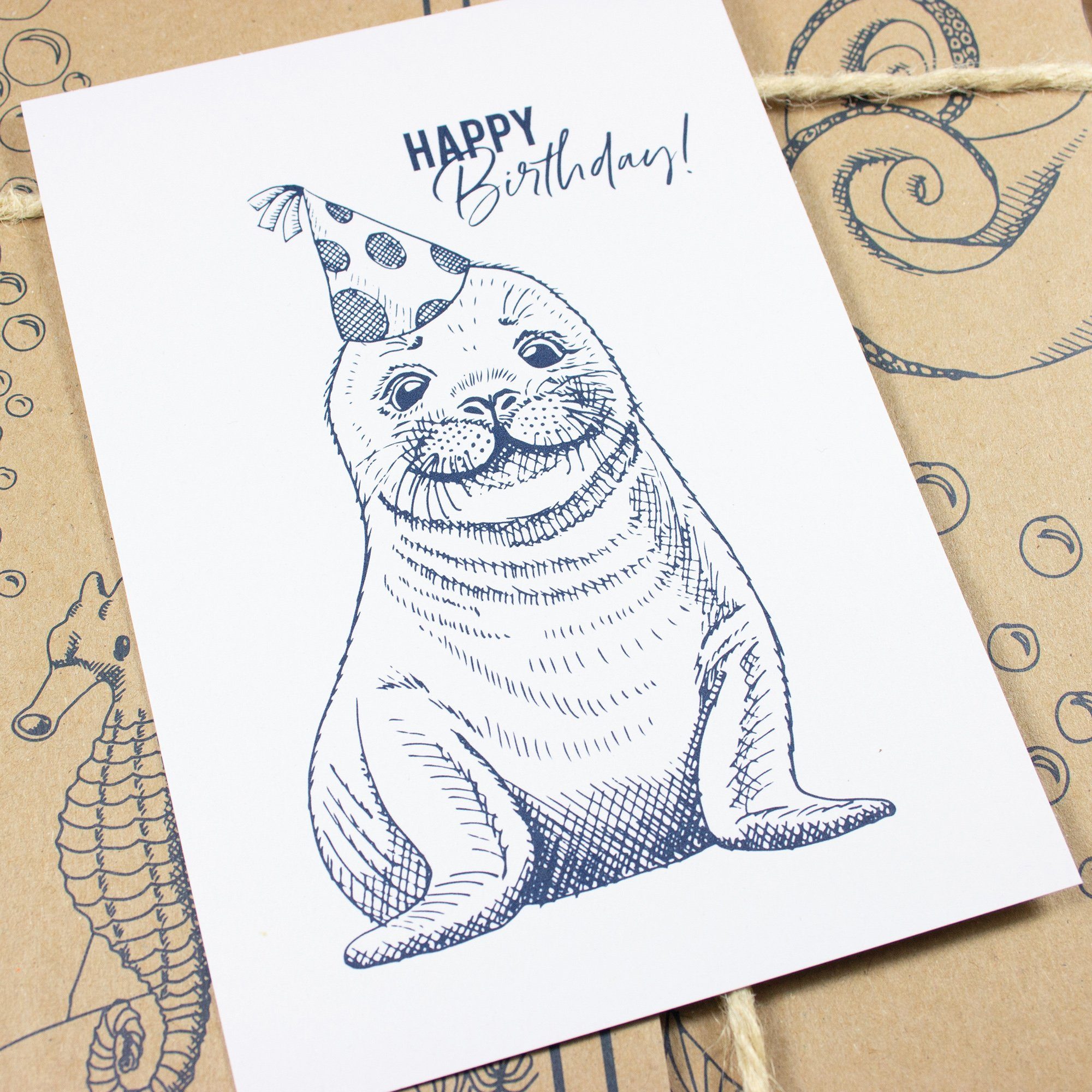 Bow & Hummingbird Postkarte Postkarte Happy Birthday Seehund