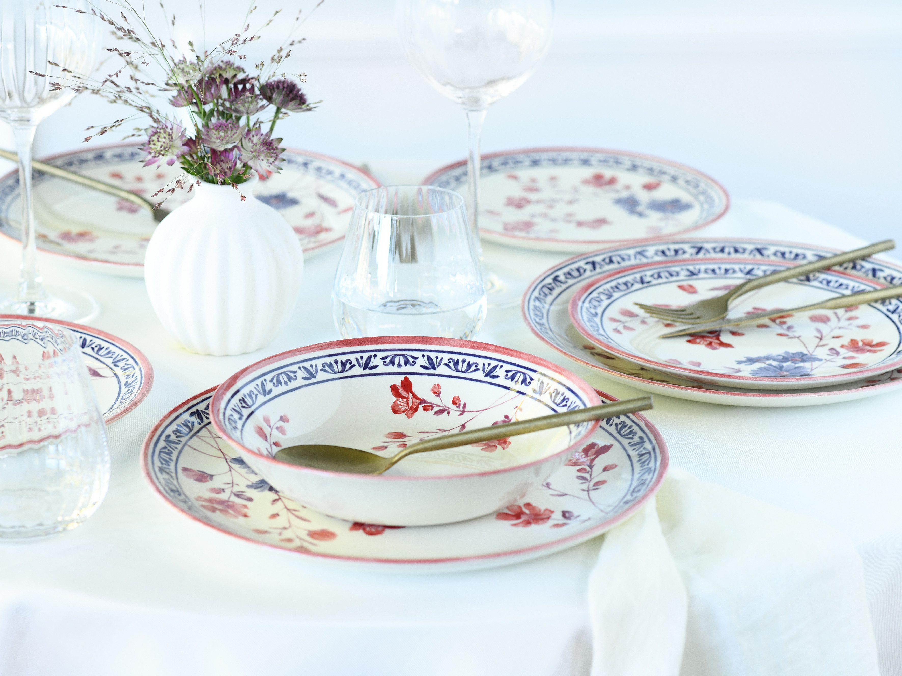 CreaTable Teller-Set Cottage, Tellerset 18-tlg (18-tlg), 6 Personen, Steingut, Blumenmotive