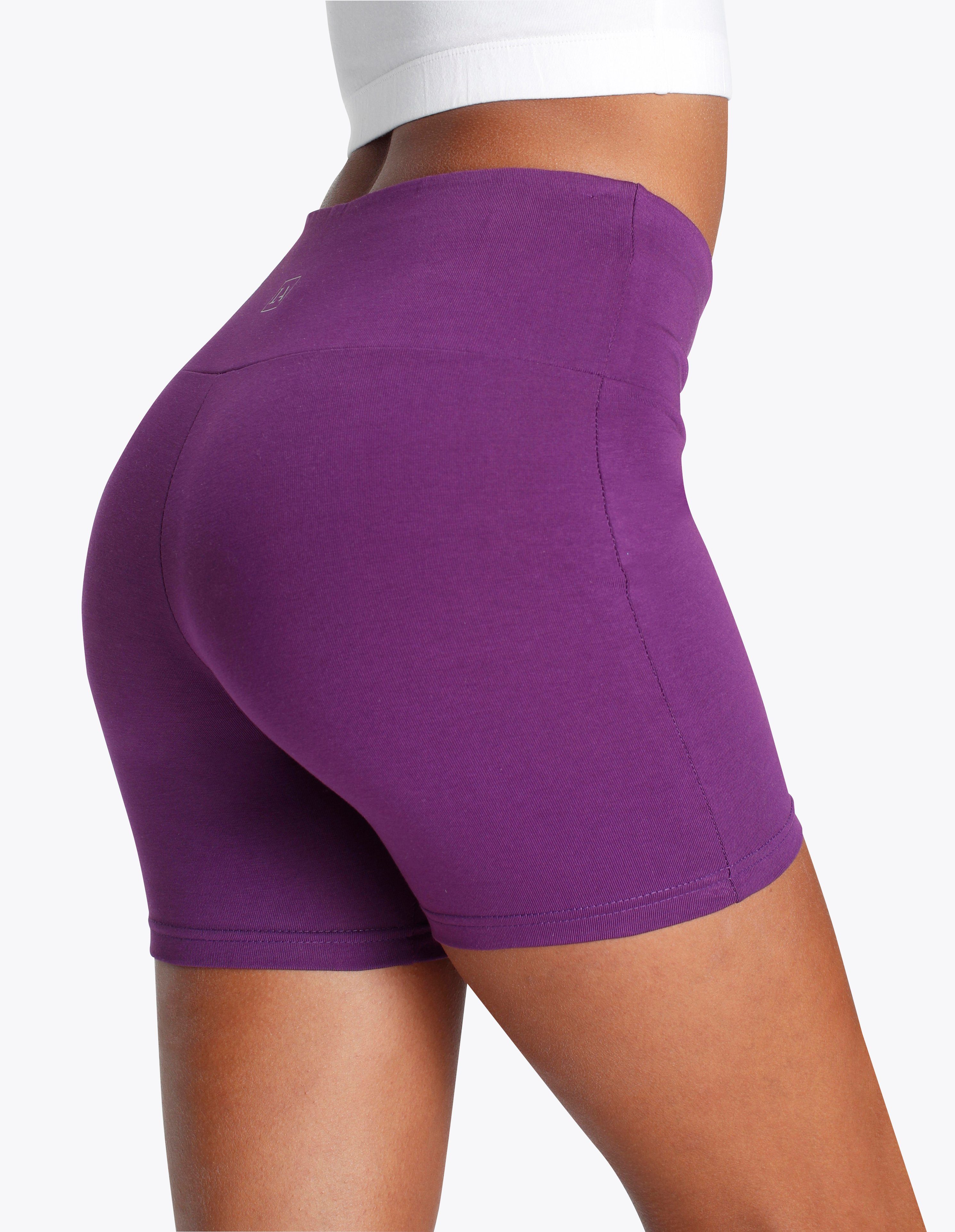 LASCANA Shorts mit breitem Bündchen und Logodruck, Loungewear lila