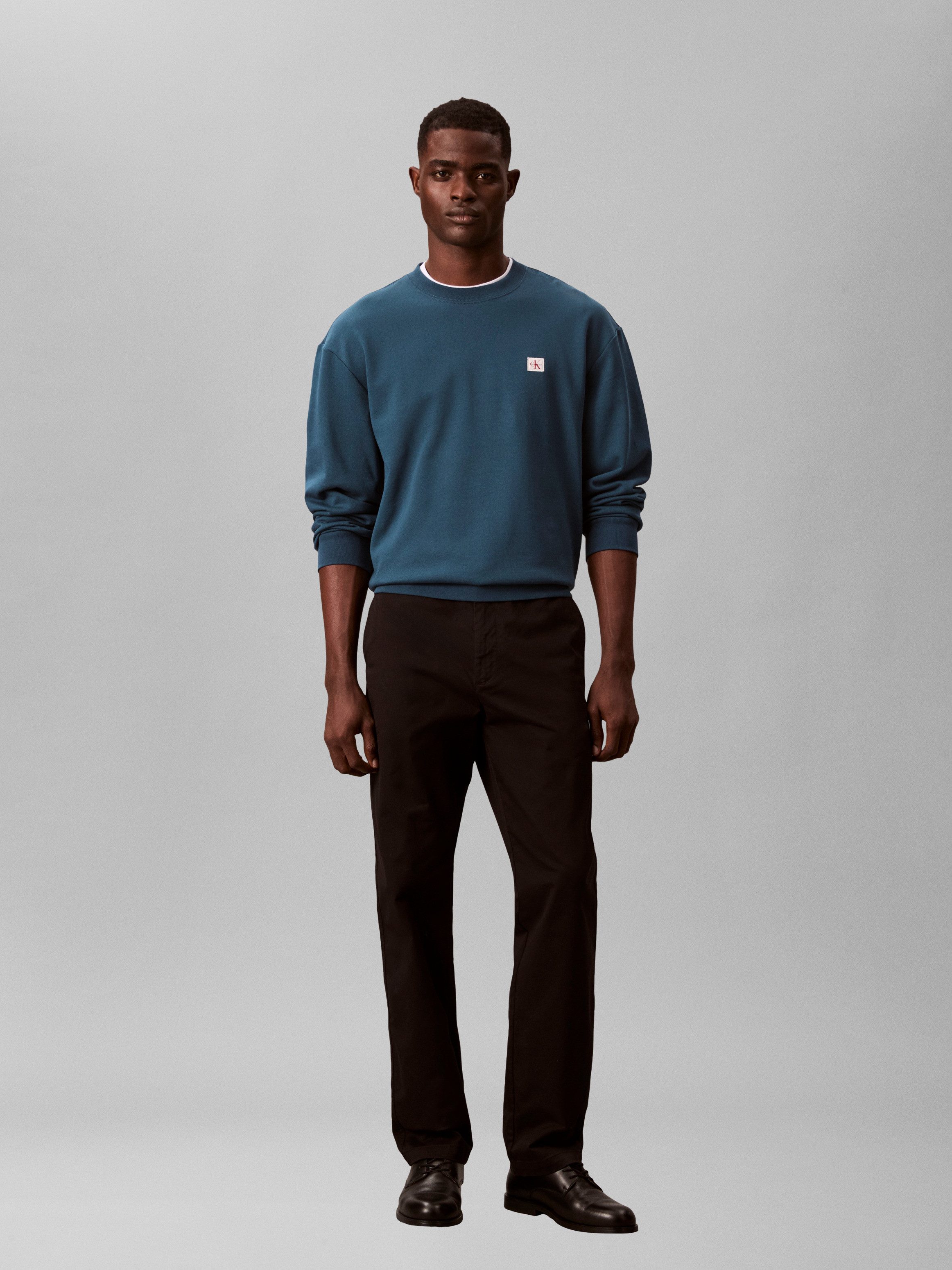 Calvin Klein Jeans Sweatshirt 400GSM TRRY BDG CRWN Mit Rundhalsausschnitt