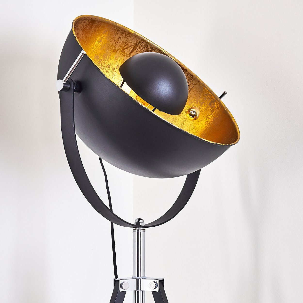 hofstein Stehlampe »Ghedi« Vintage ohne Gestell Bodenleuchte Schwarz/Gold in E27, aus Leuchtmittel, verstellbare Stehleuchte in Holz Metall, Ø45cm, Weiß