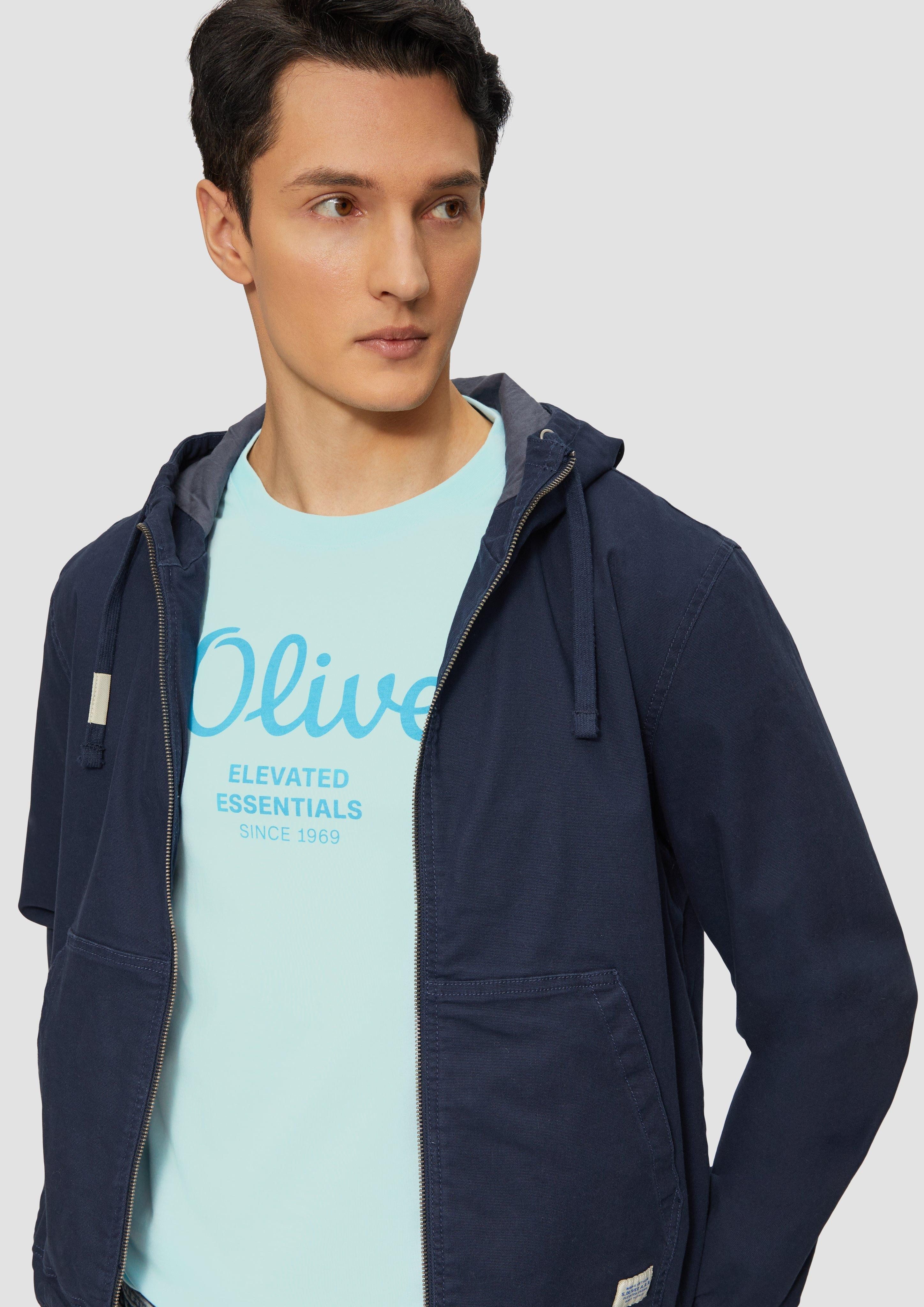 s.Oliver Kurzarmshirt Baumwoll-T-Shirt mit Logo-Print Artwork günstig online kaufen