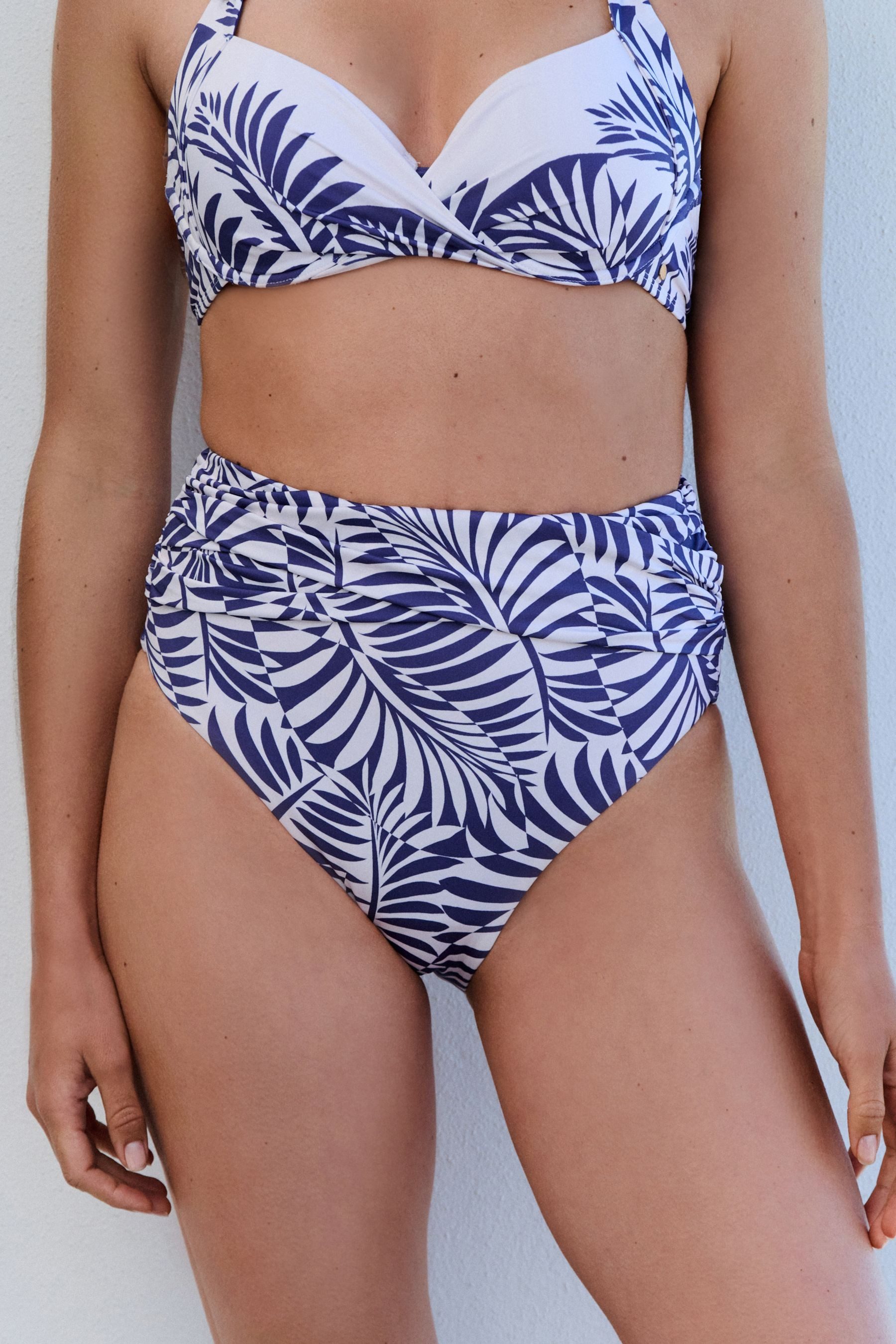 Mint Velvet Highwaist-Bikini-Hose Mint Velvet Hochbund-Bikinihose (1-St)