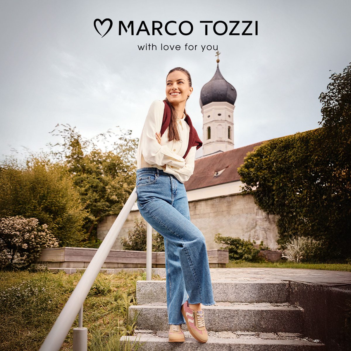 MARCO TOZZI Plateausneaker, Freizeitschuh, Halbschuh, Schnürschuh mit Kontr günstig online kaufen