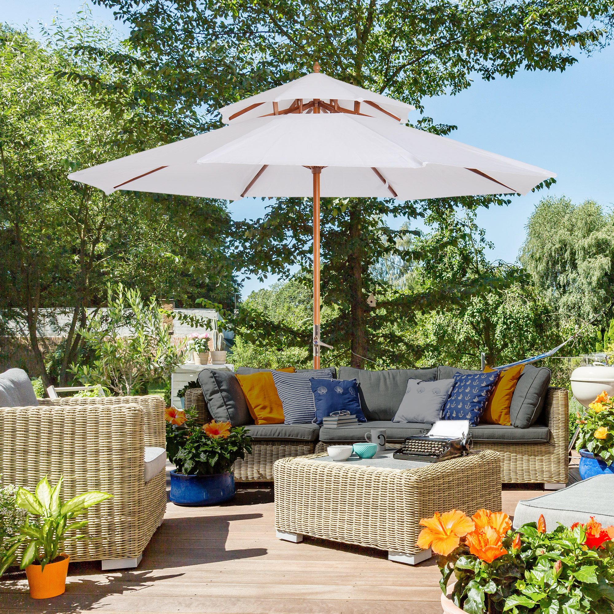OKWISH Sonnenschirm 265x264m Holz Sonnenschirm Doppeldach Creme – Gartenschirm Holzschirm, LxB: 265x265 cm, Packung, Balkonschirm mit stabilem Holzgestell, Sonnenschutz Outdoor