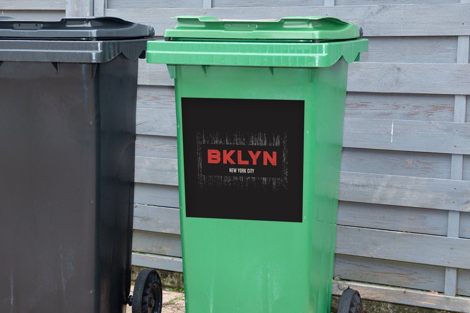 MuchoWow Wandsticker New York Abfalbehälter Brooklyn Mülltonne, - Mülleimer-aufkleber, Rot - St), Container, Sticker, (1