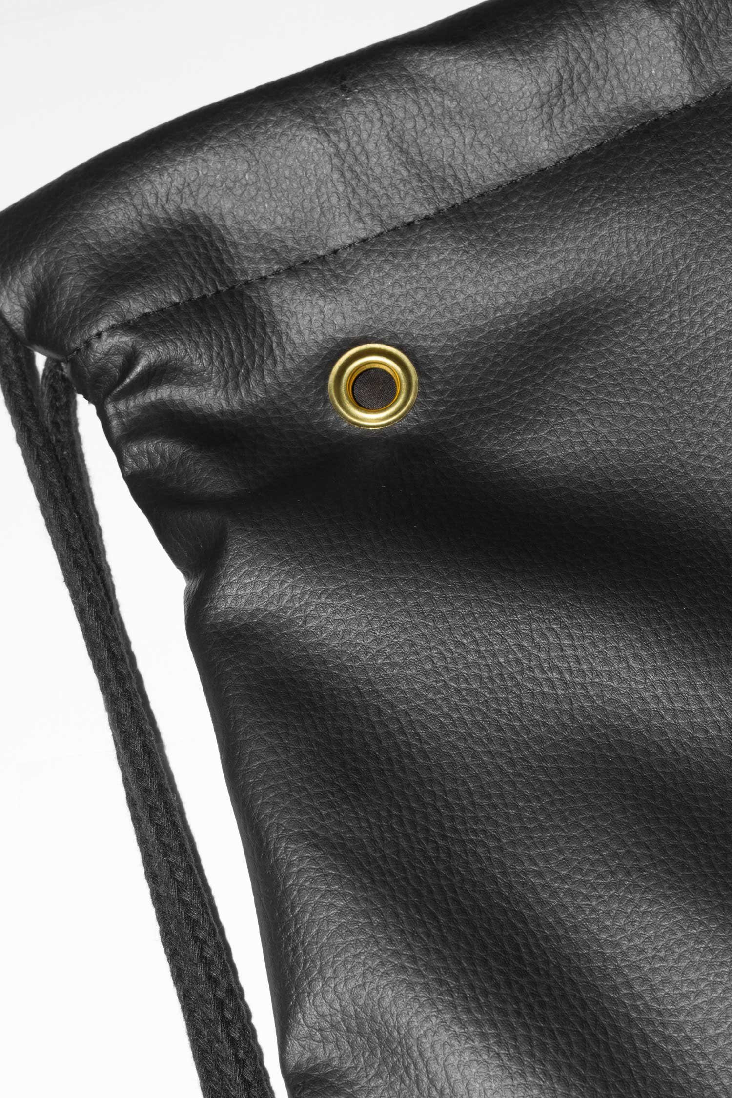 Manufaktur13 Gymbag Black Out Sports Bag X2 - Turnbeutel, Kunstleder Sportbeutel, Vegan