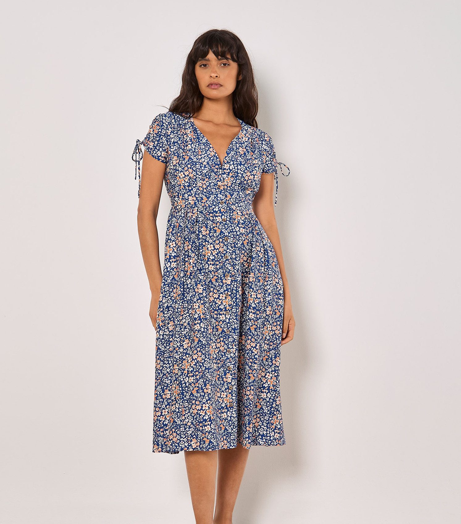 Apricot Midikleid Ditsy Cluster Button Dress, günstig online kaufen