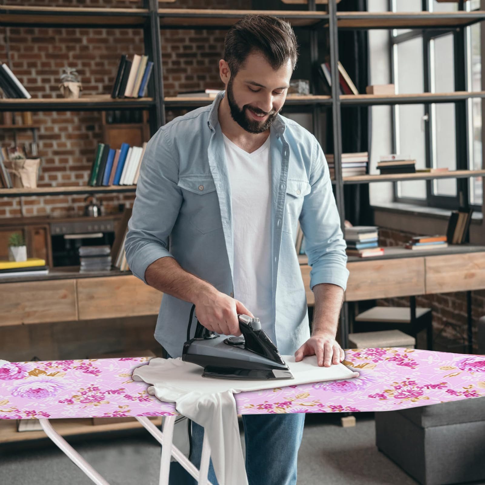 Rutaqian Bügelbrett Bügelbrett mit klappbaren Beinen, Einstellbar, Klappbares Bügelbrett, mit hitzebeständiger Abdeckung,92/107cm x 78cm x 30cm