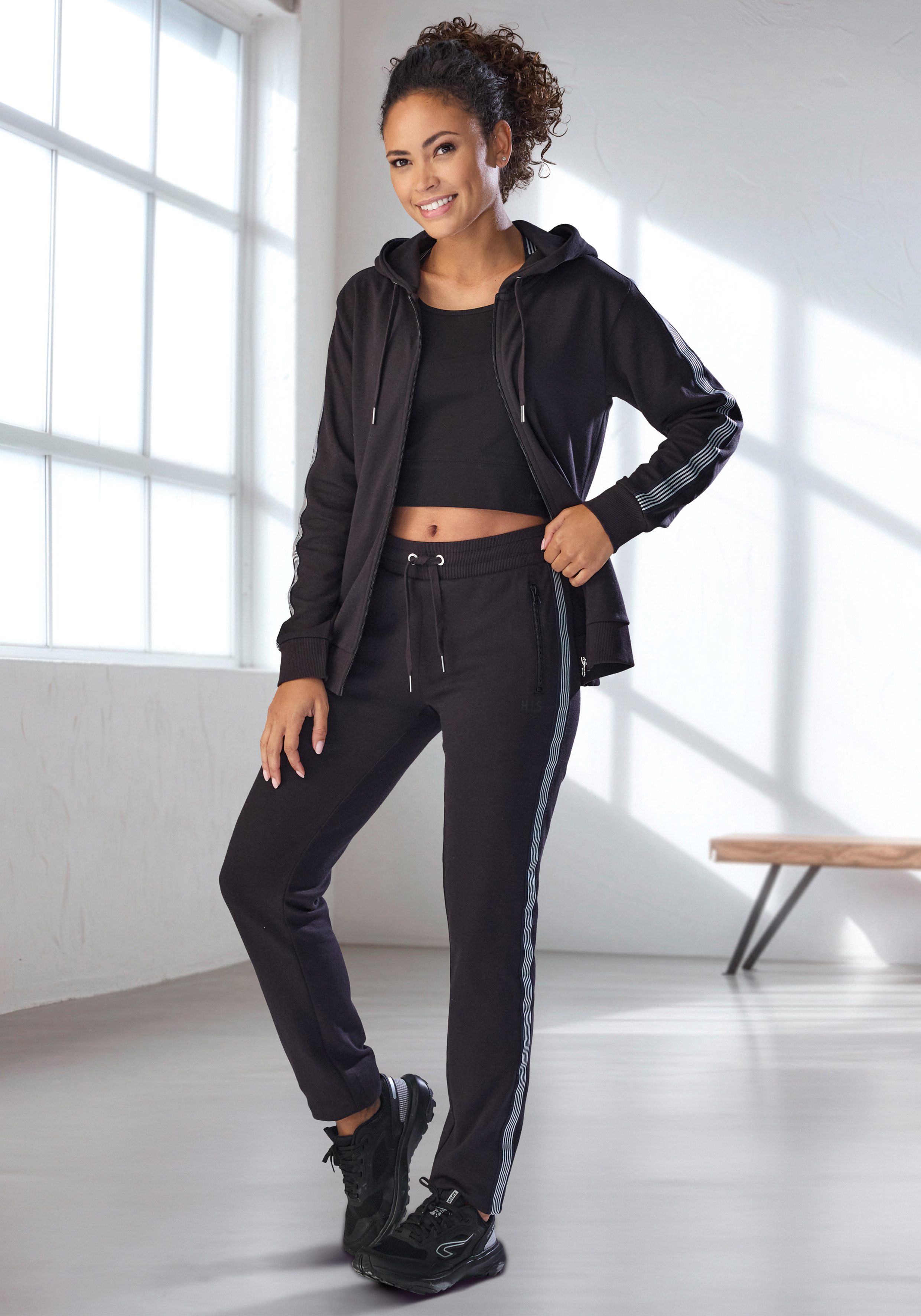 H.I.S Kapuzensweatjacke mit seitlichem Tapestreifen