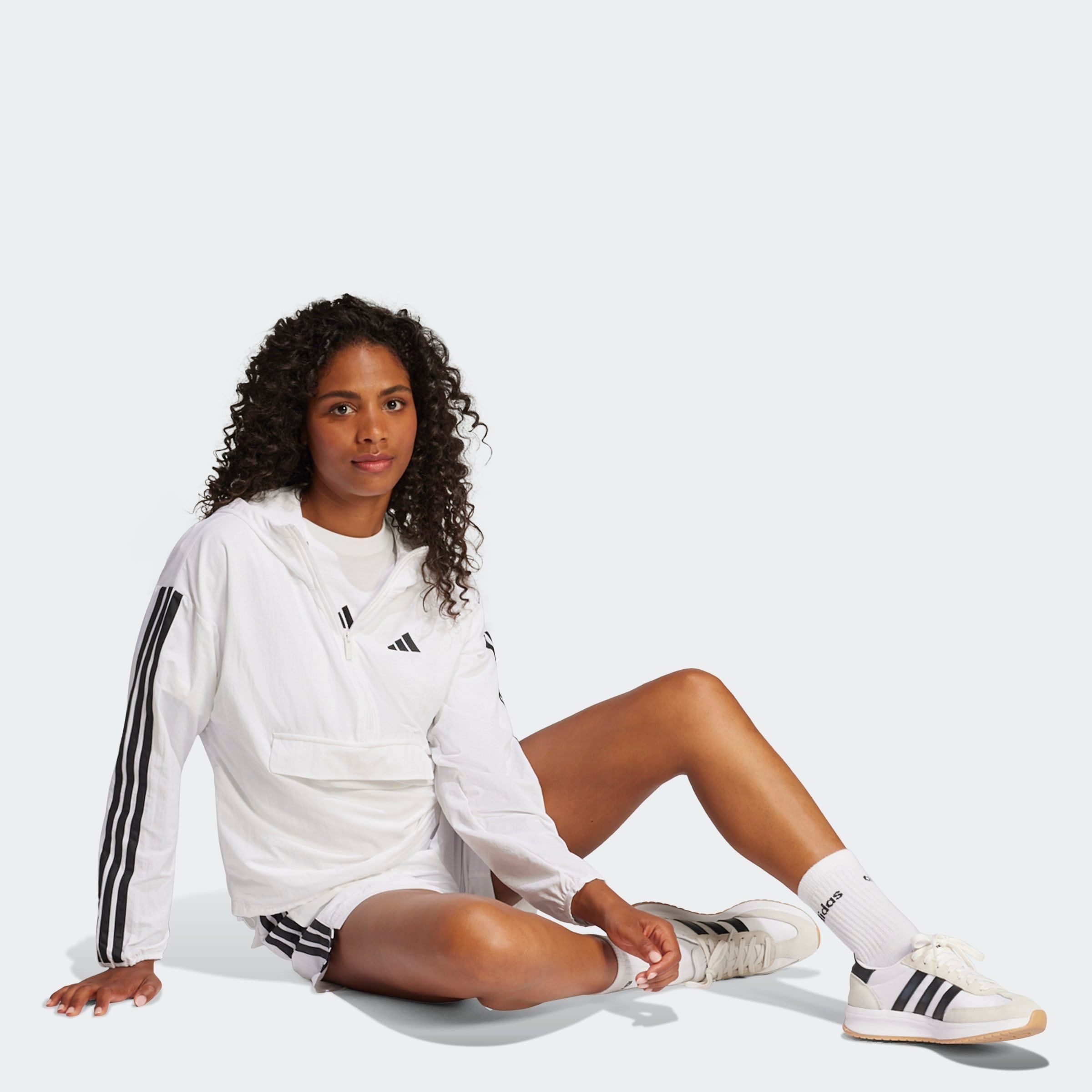 adidas Sportswear Shorts ESSENTIALS 3-STREIFEN LIFESTYLE WOVEN für Sport, aus Polyamid, mit Gummizug, leichte Qualität
