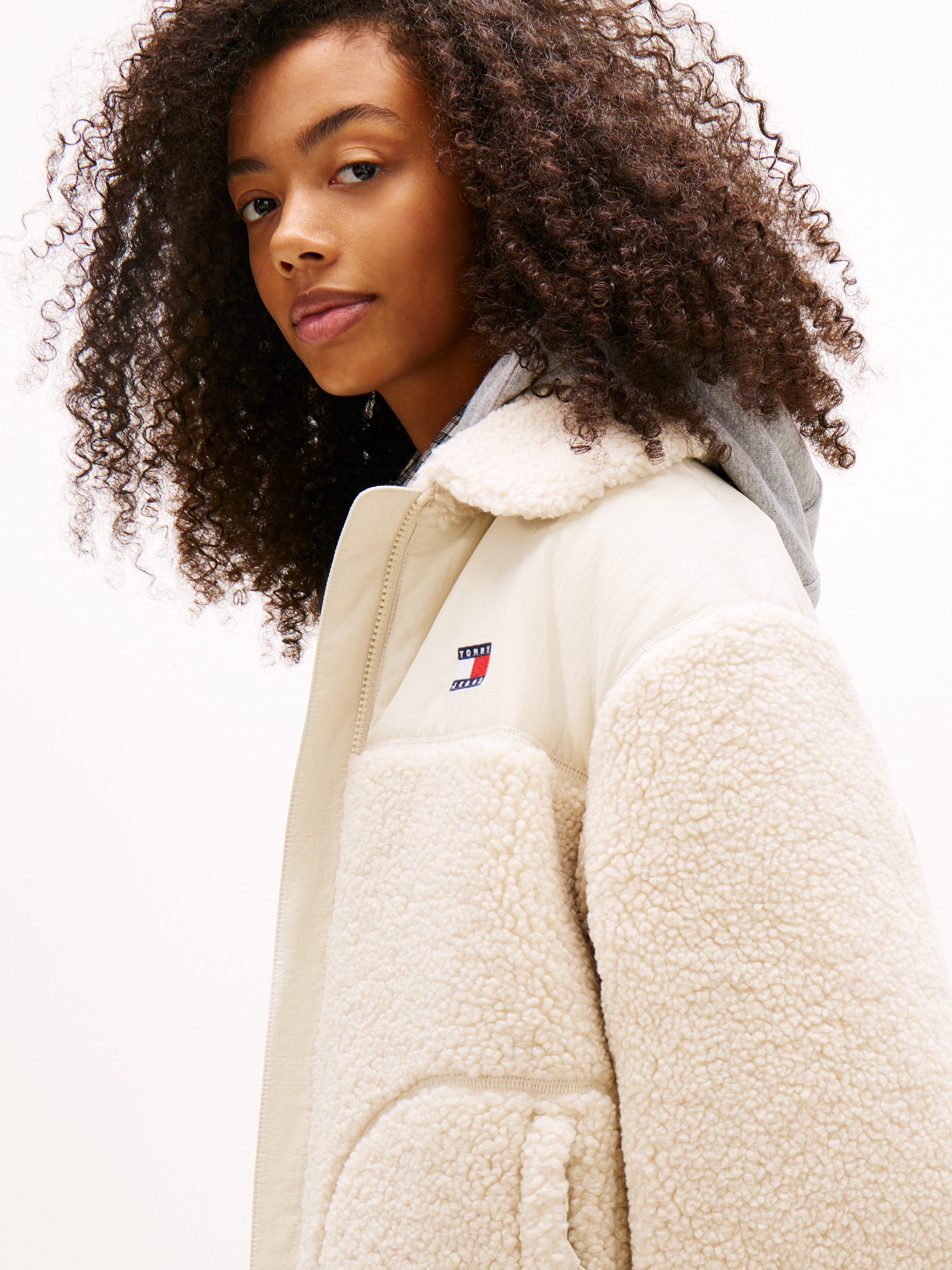 Tommy Jeans Plüschjacke TJW TEDDY FABRIC MIX JACKET