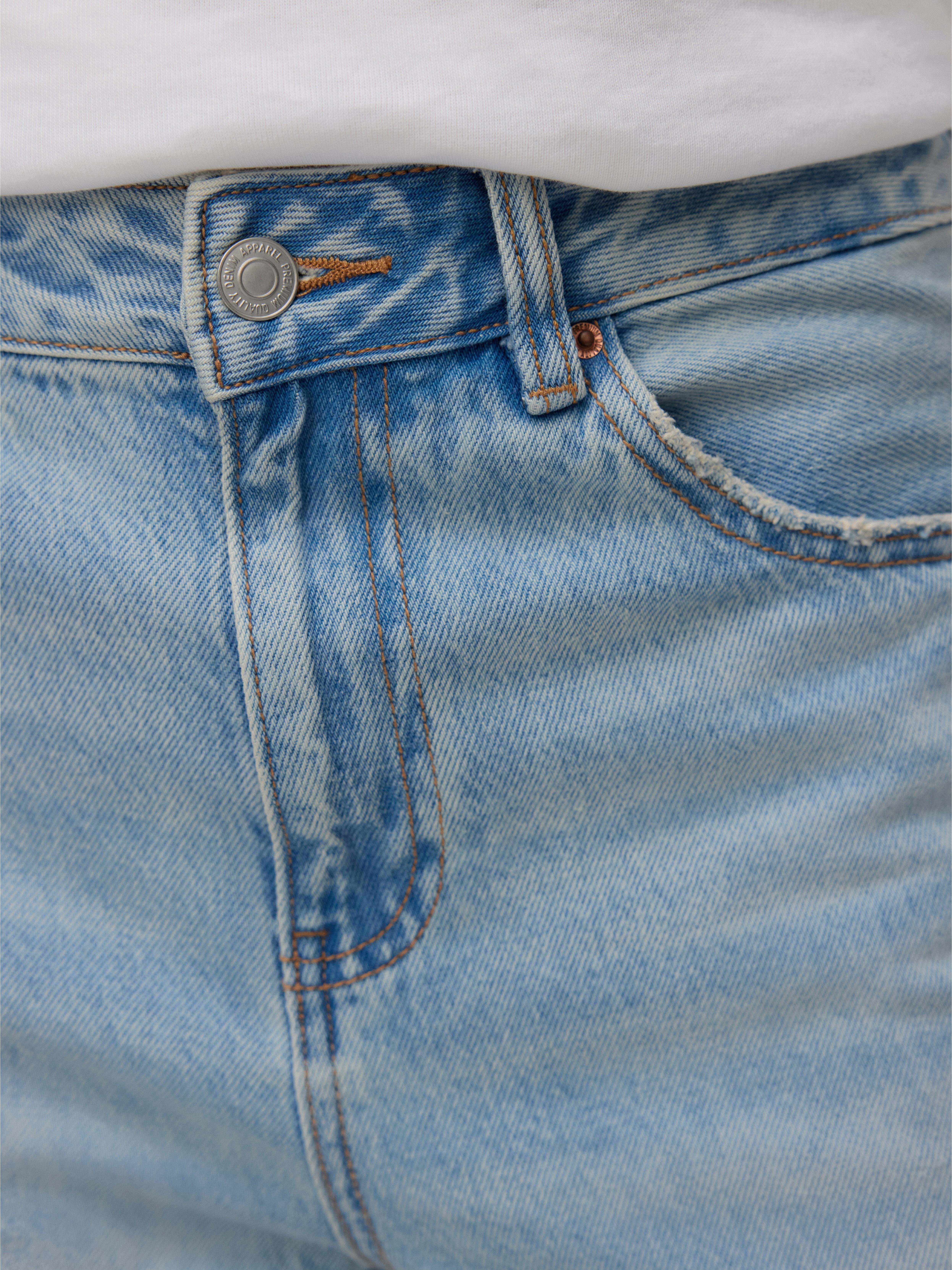 Vero Moda Mom-Jeans VMBILLIE HR BARREL ANK JEANS LI3146 NOOS