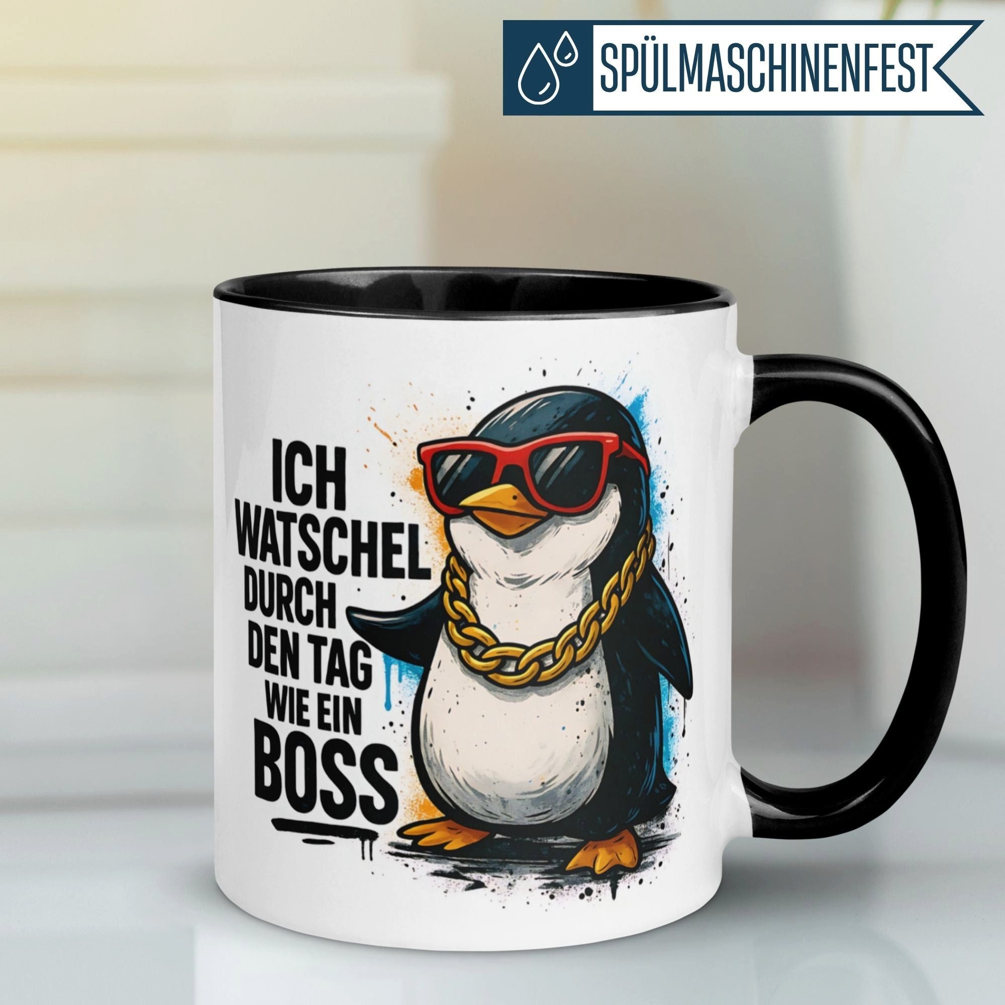 Momentals Tasse Pinguin – Ich watschel durch den Tag wie ein Boss – lustiges Geschenk, Gratis Versand · Links-&Rechtshänder · Spülmaschinenfest