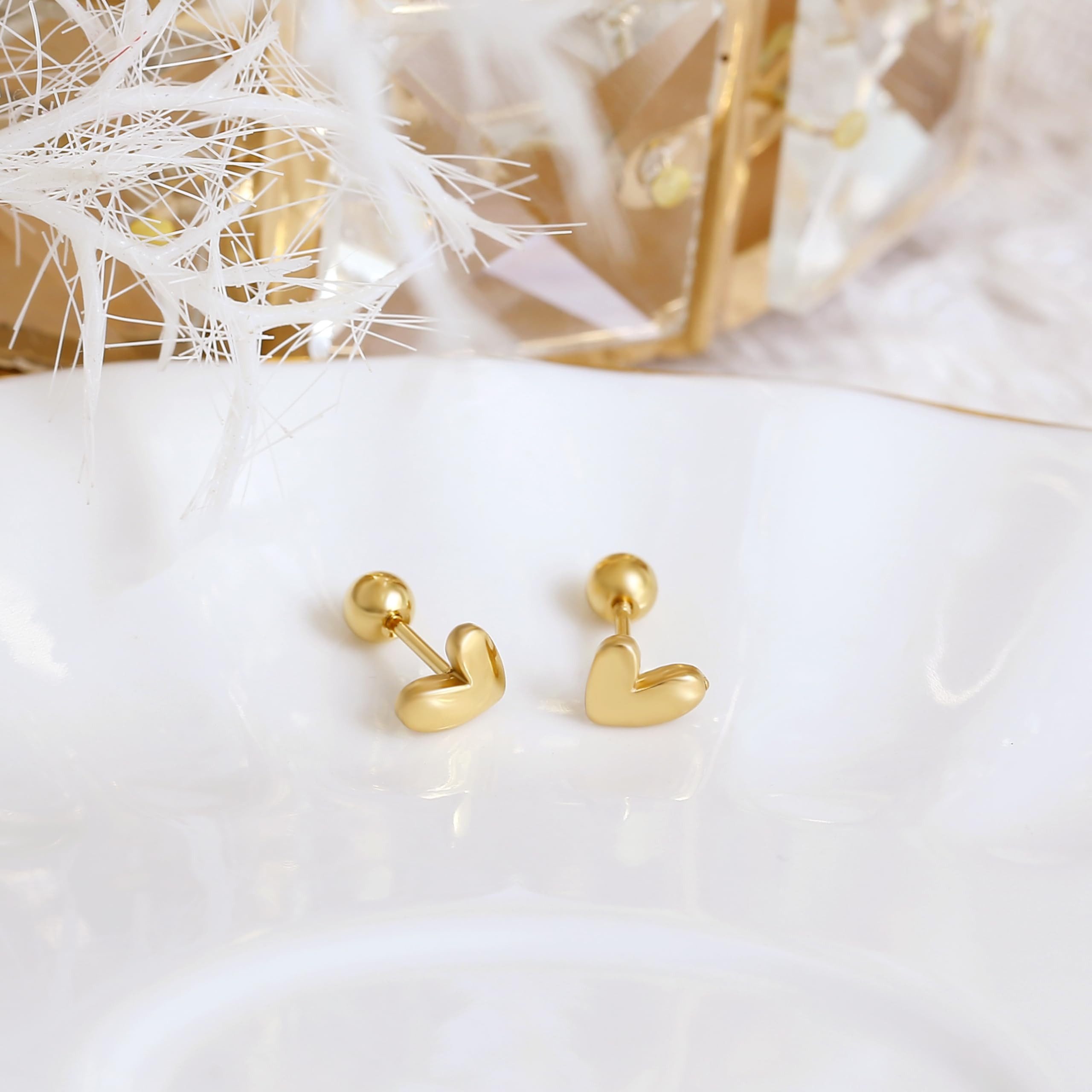 Made by Nami Ohrring-Set in Gold Herz Ohrringe aus Chirurgischem Edelstahl, Wasserfester Schmuck Geschenk für Frauen - Valentinstagsgeschenk – Bild 5 von 5