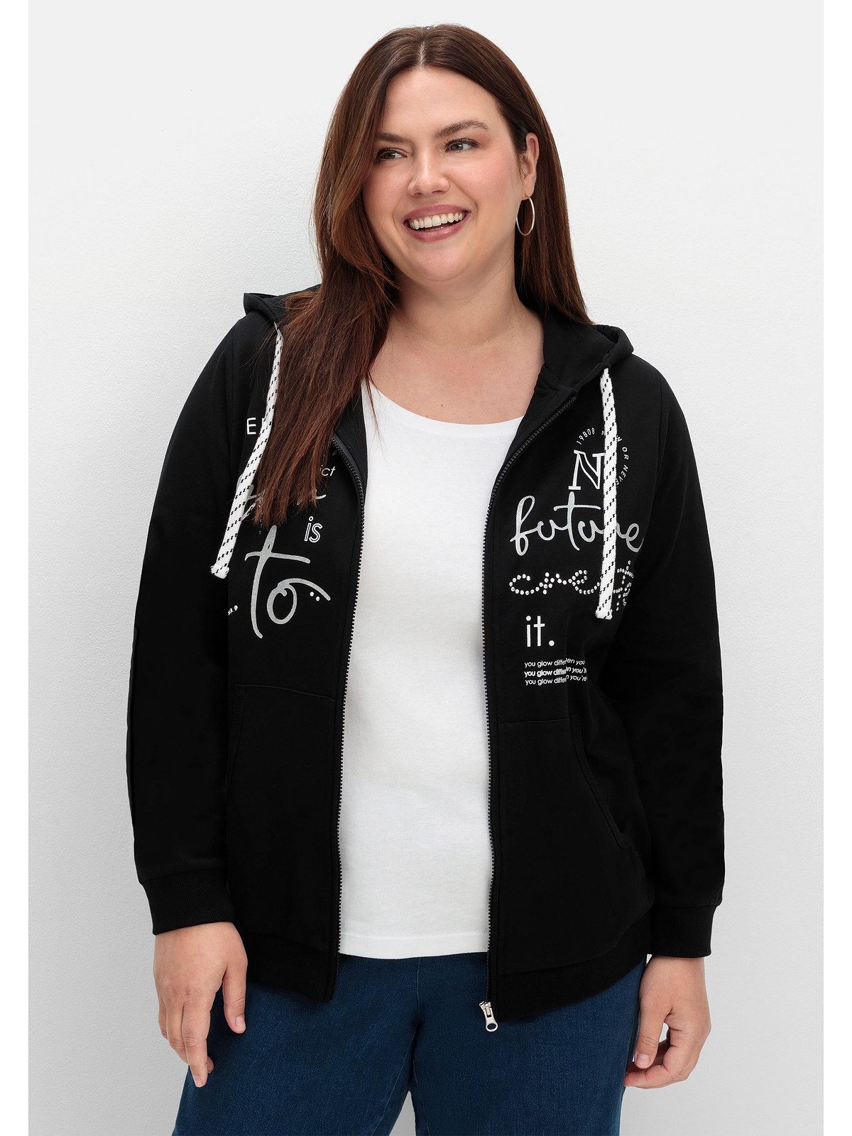 Sheego Kapuzensweatjacke Große Größen mit Print und Kängurutasche