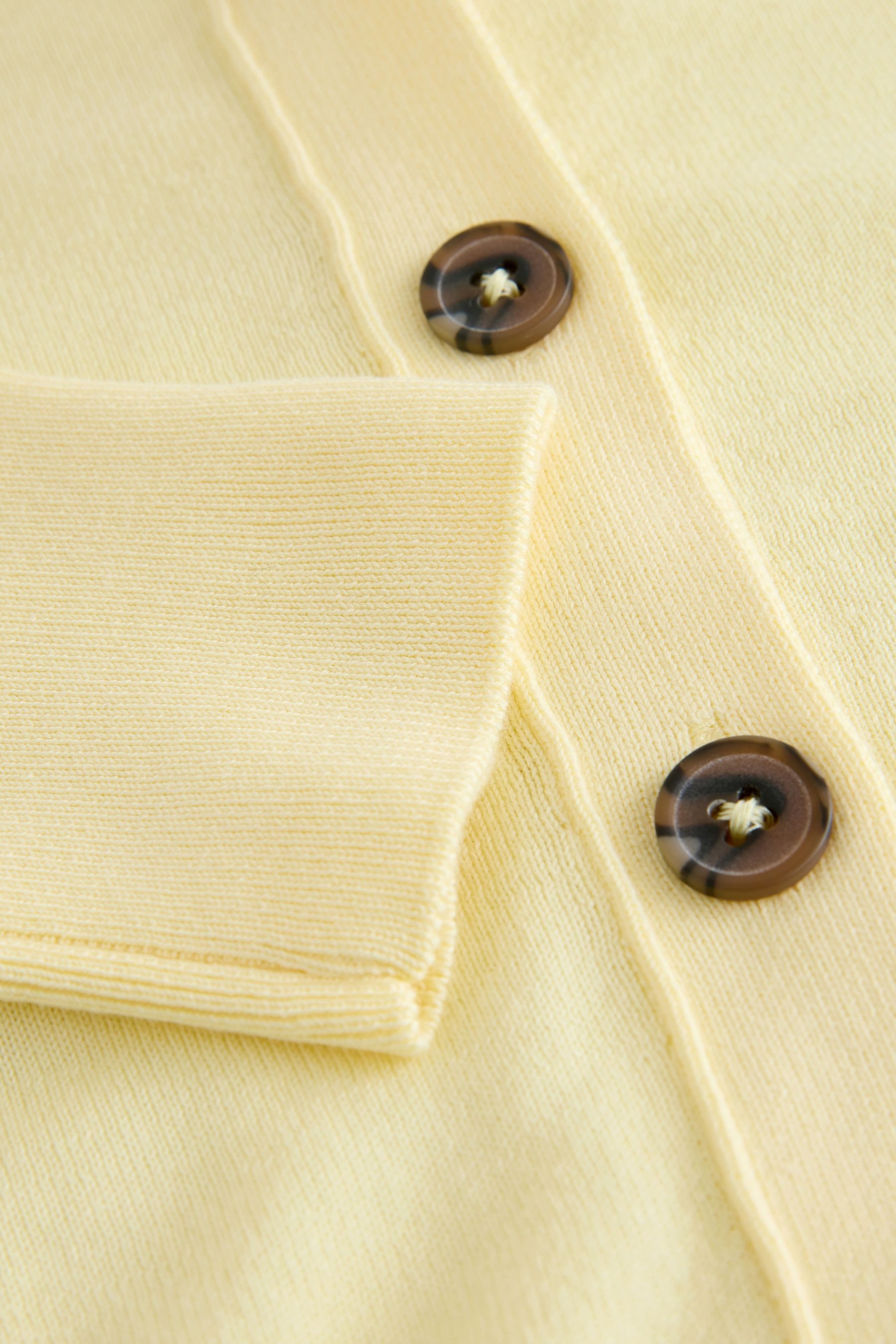 Next Strickjacke Strickjacke mit V-Ausschnitt, Kurzgröße (1-tlg) günstig online kaufen