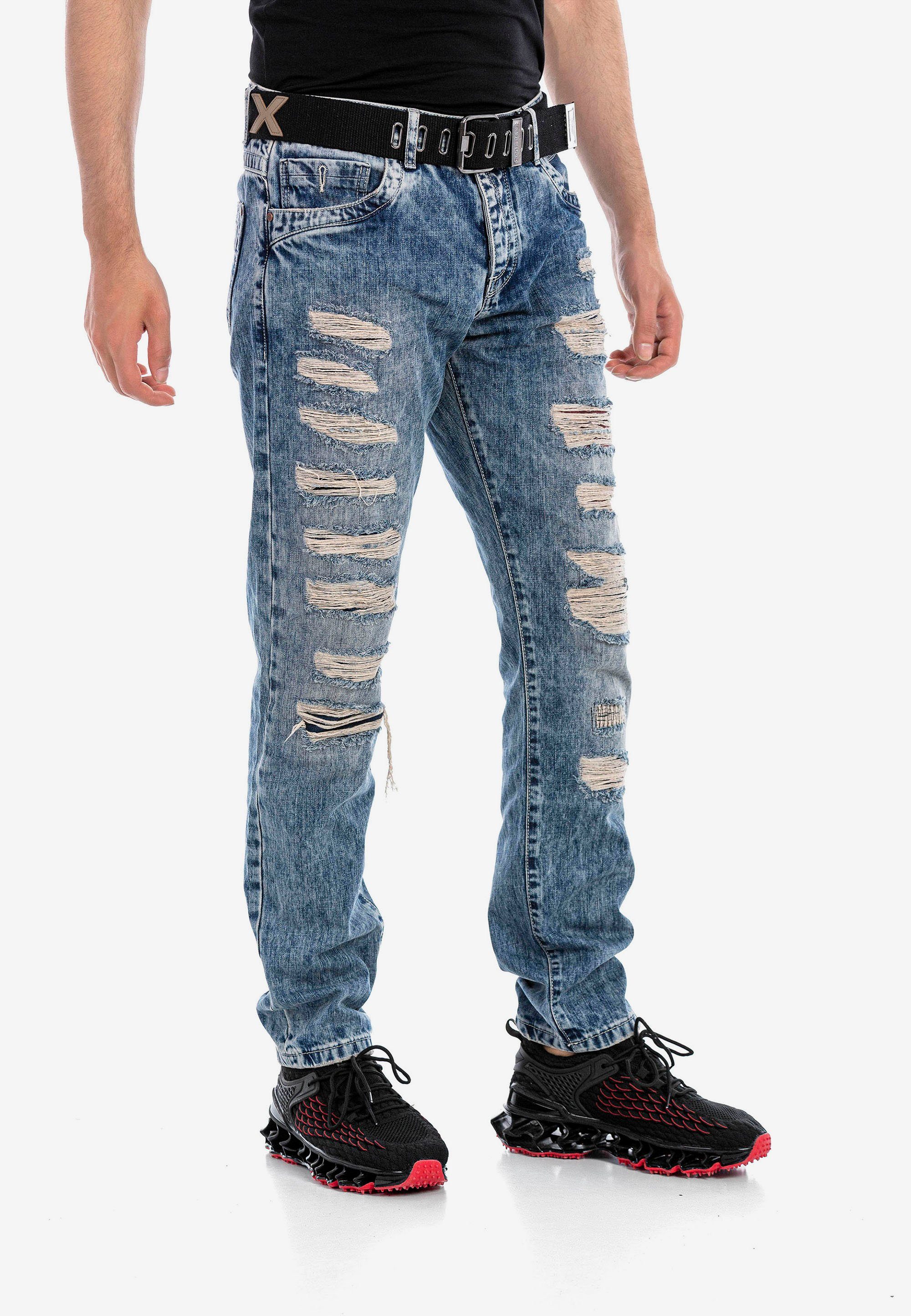 Cipo & Baxx Bequeme Jeans Straight-Fit in Ripped Details mit