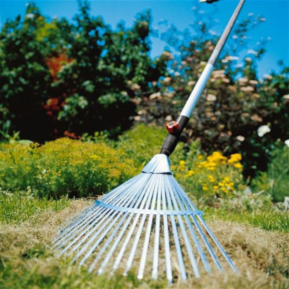 GARDENA Gartenhacke Gardena CS.-Fächerbesen 50 cm breit Federstahlzinken (3102-20)