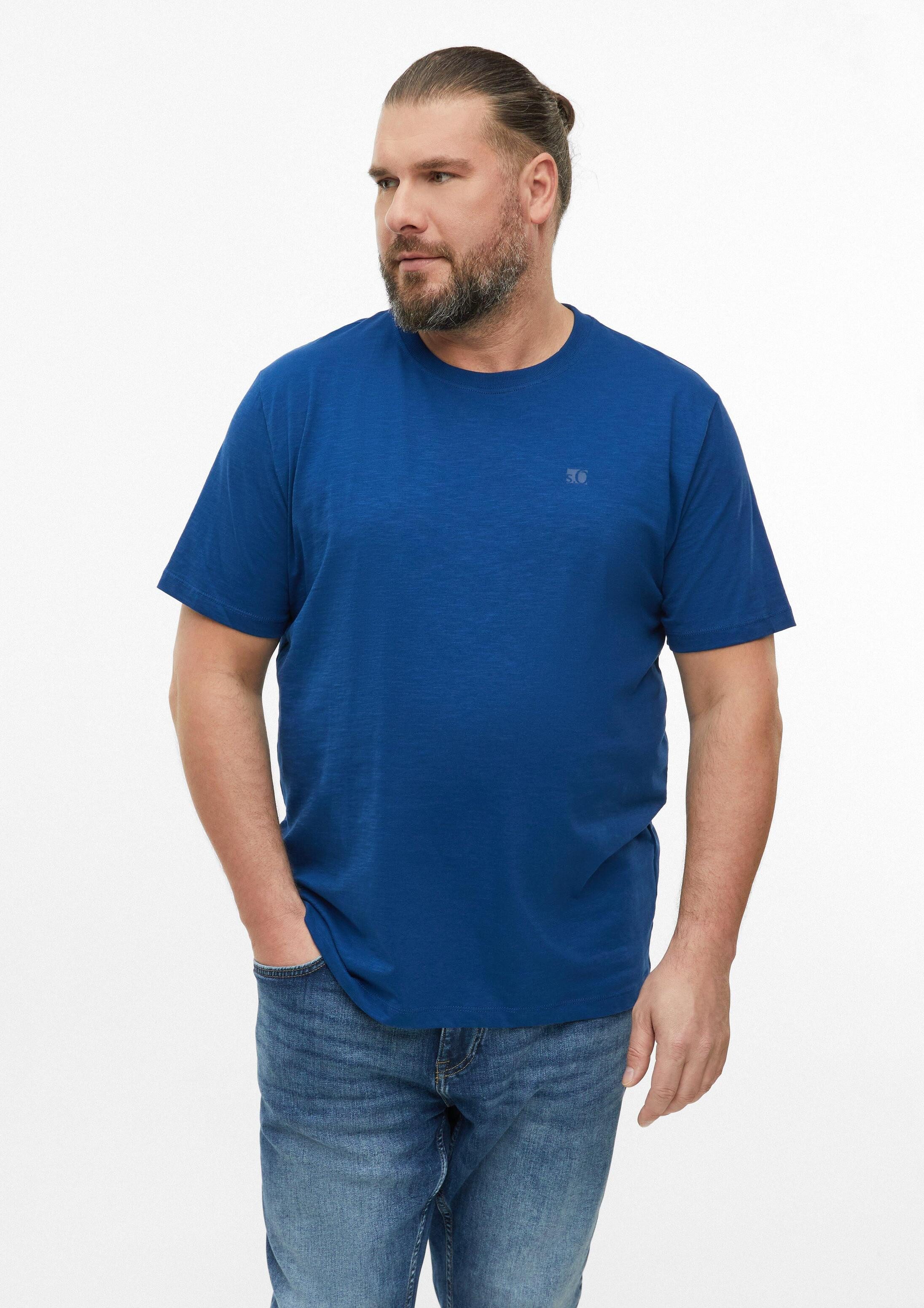 s.Oliver Kurzarmshirt T-Shirt T-Shirt in Flammgarnstruktur mit Logo-Detail