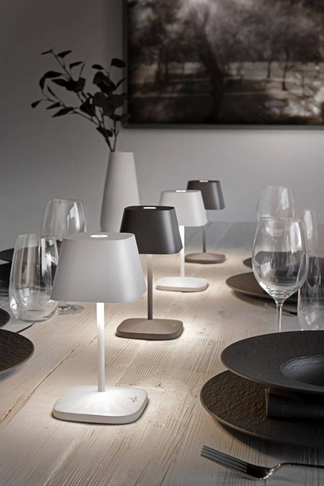 Villeroy & Boch LED Außen-Tischleuchte Villeroy & Boch Tischleuchte Neapel  2.0 rosegold, aufladbar, Ein-/Ausschalter, 2 Lichtfarben einstellbar, LED  fest integriert, warmweiß